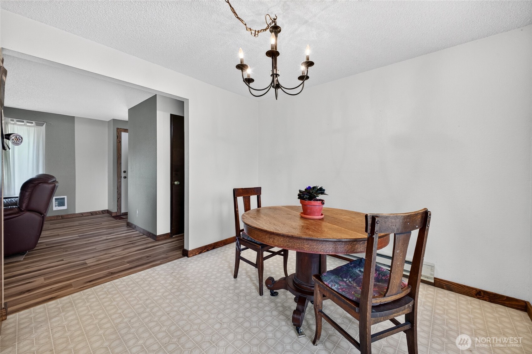 11513 108th Street Property Photo 8
