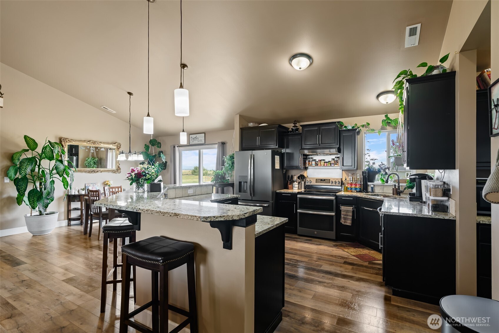 1510 Bitterbrush Drive Property Photo 12