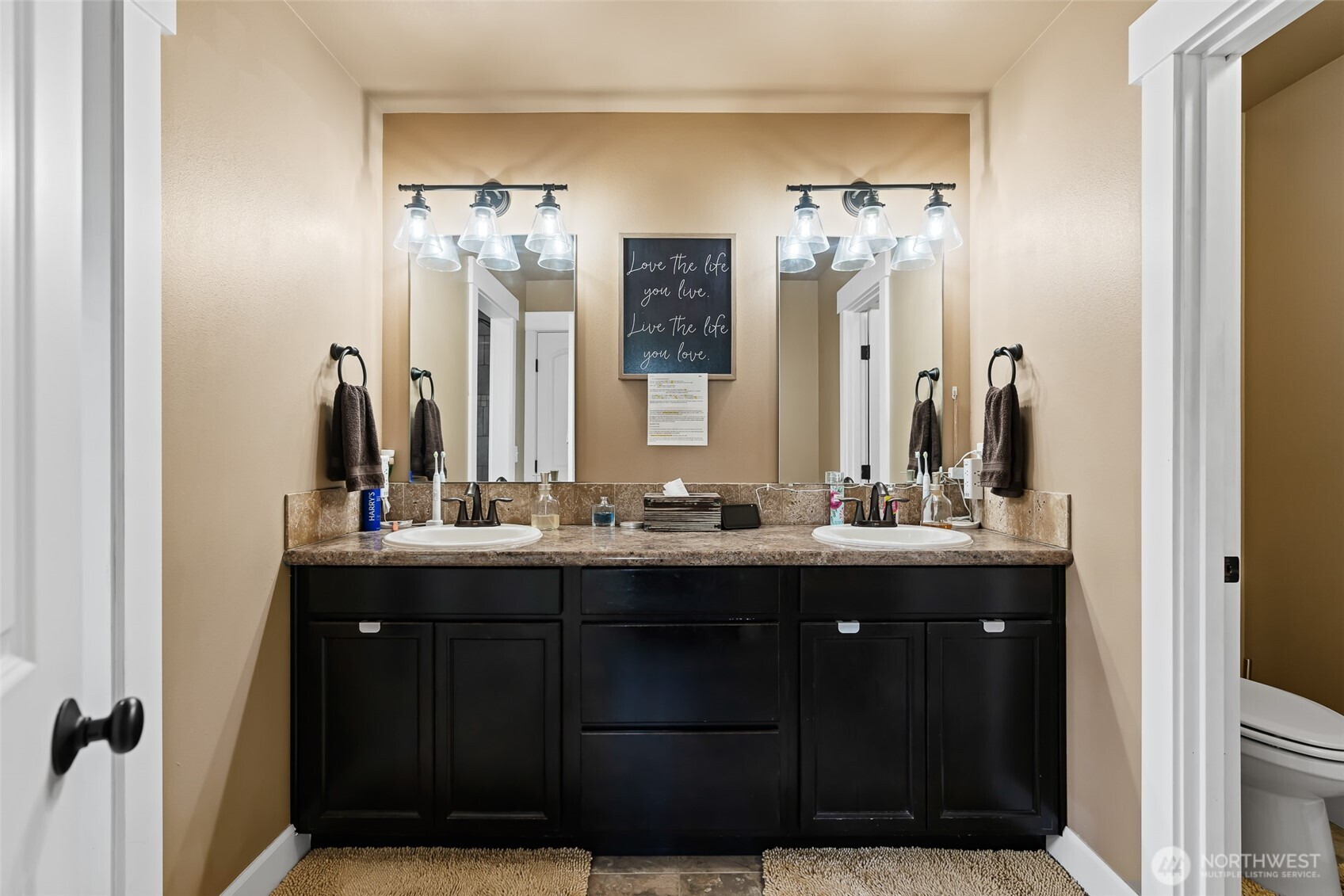 1510 Bitterbrush Drive Property Photo 22