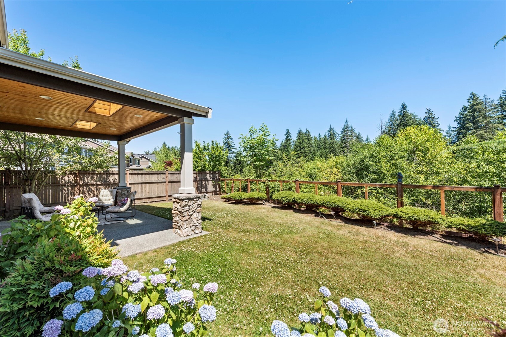 452 233rd Place Property Photo 28