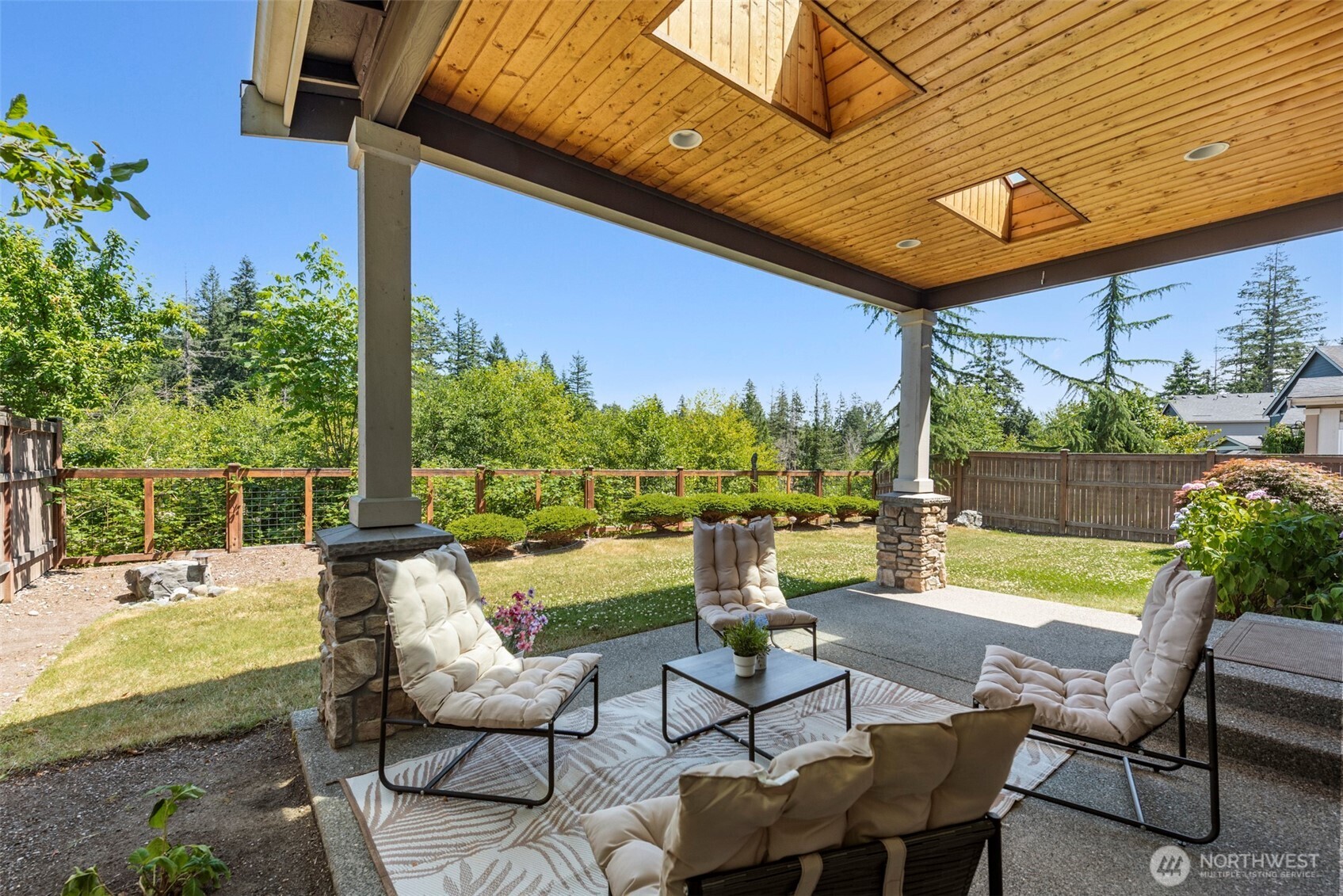 452 233rd Place Property Photo 29