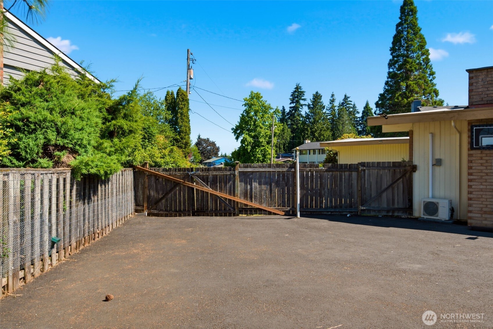 26607 Manchester Court Property Photo 25