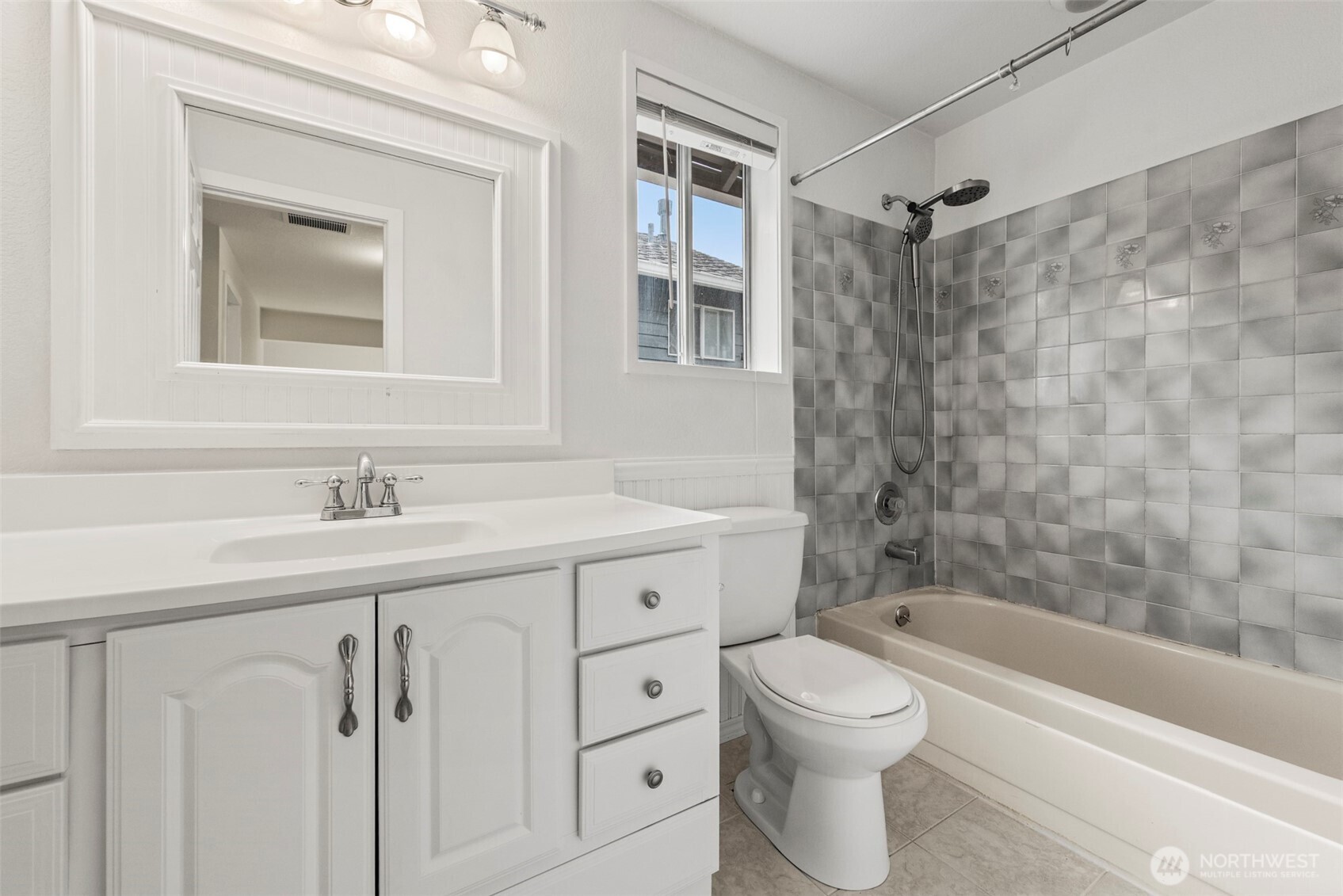 13372 122nd Place Property Photo 17