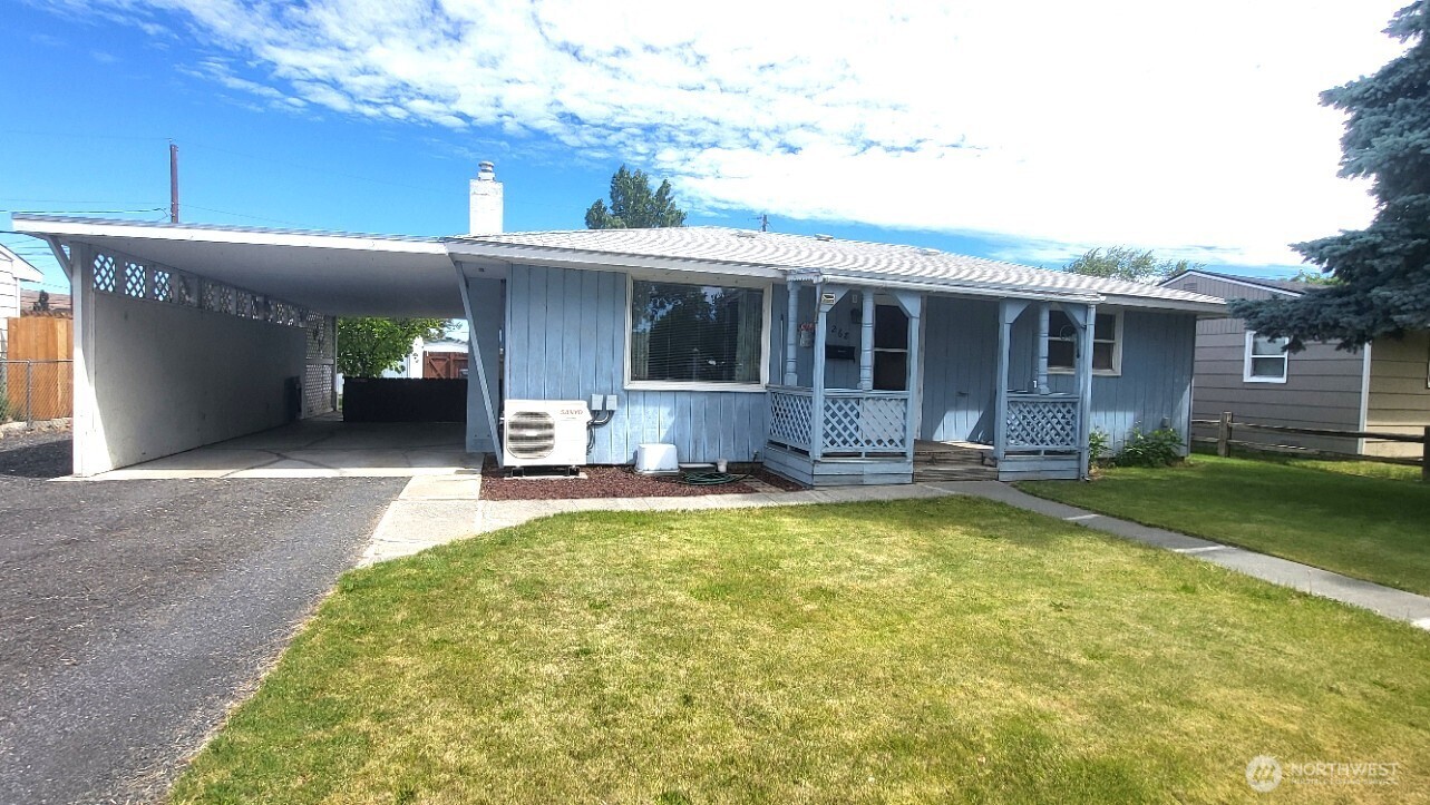 268 Park Pl Property Photo 1