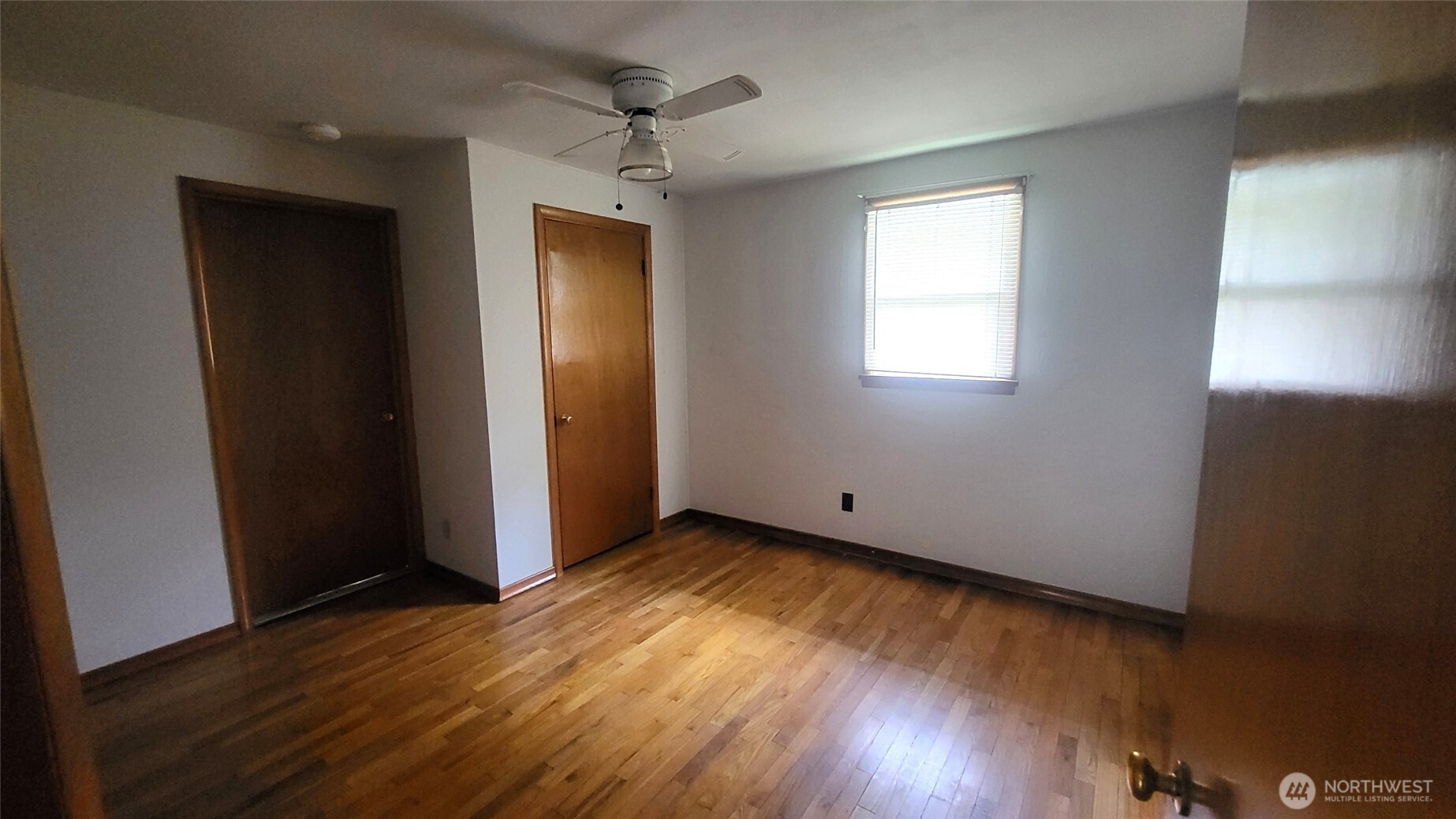 268 Park Pl Property Photo 23