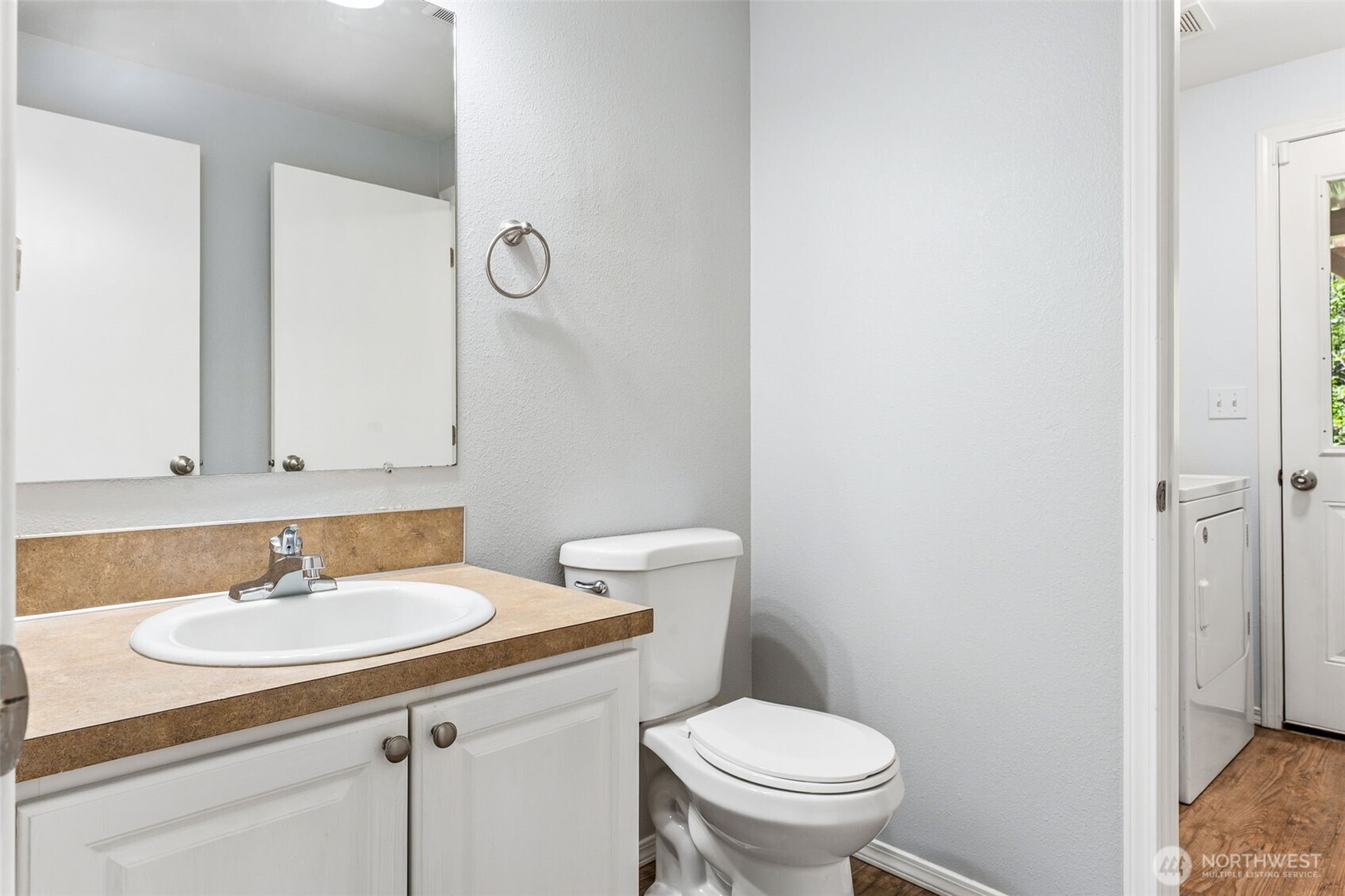 22518 Bluewater Drive Property Photo 13