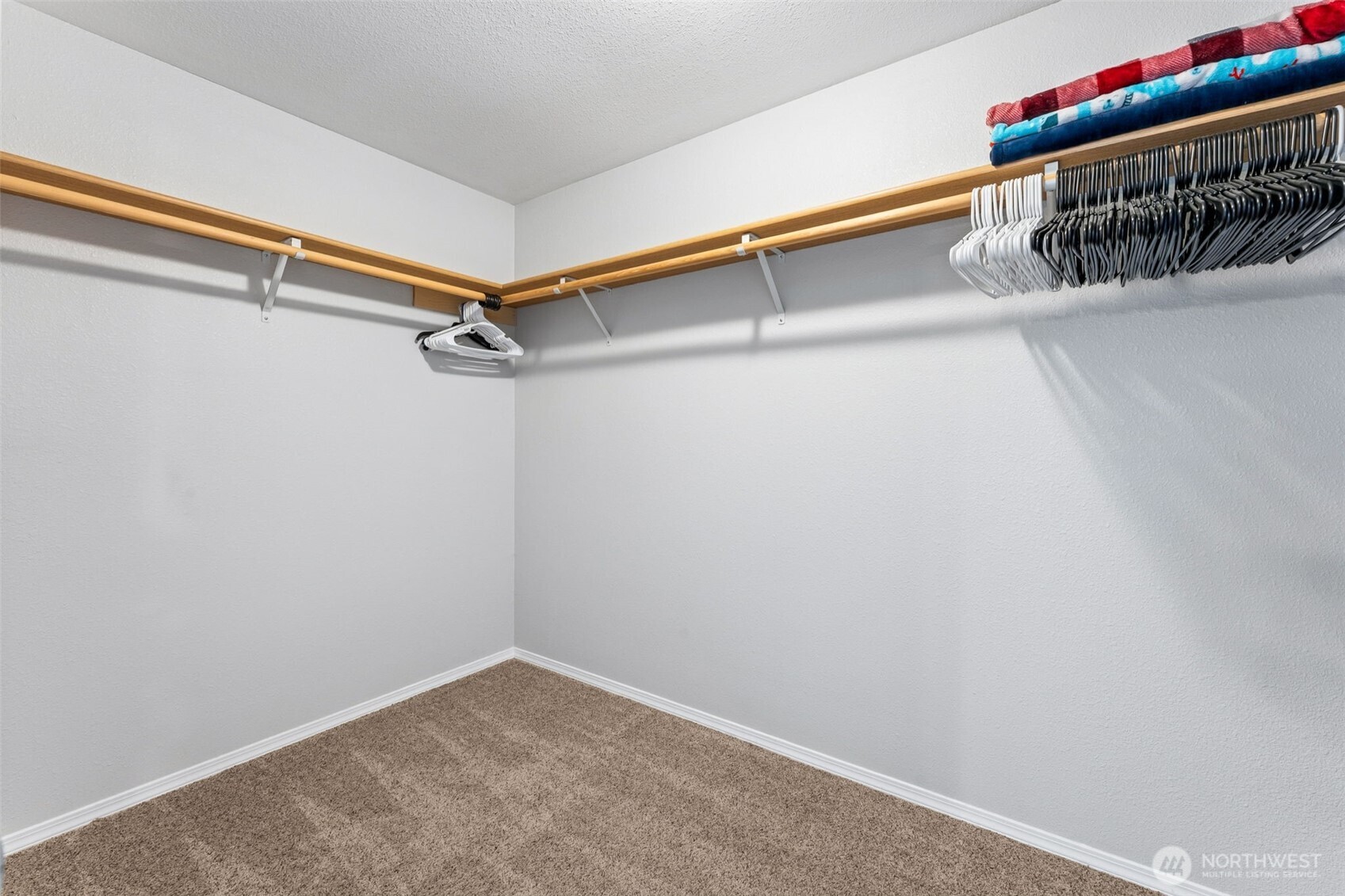 22518 Bluewater Drive Property Photo 18