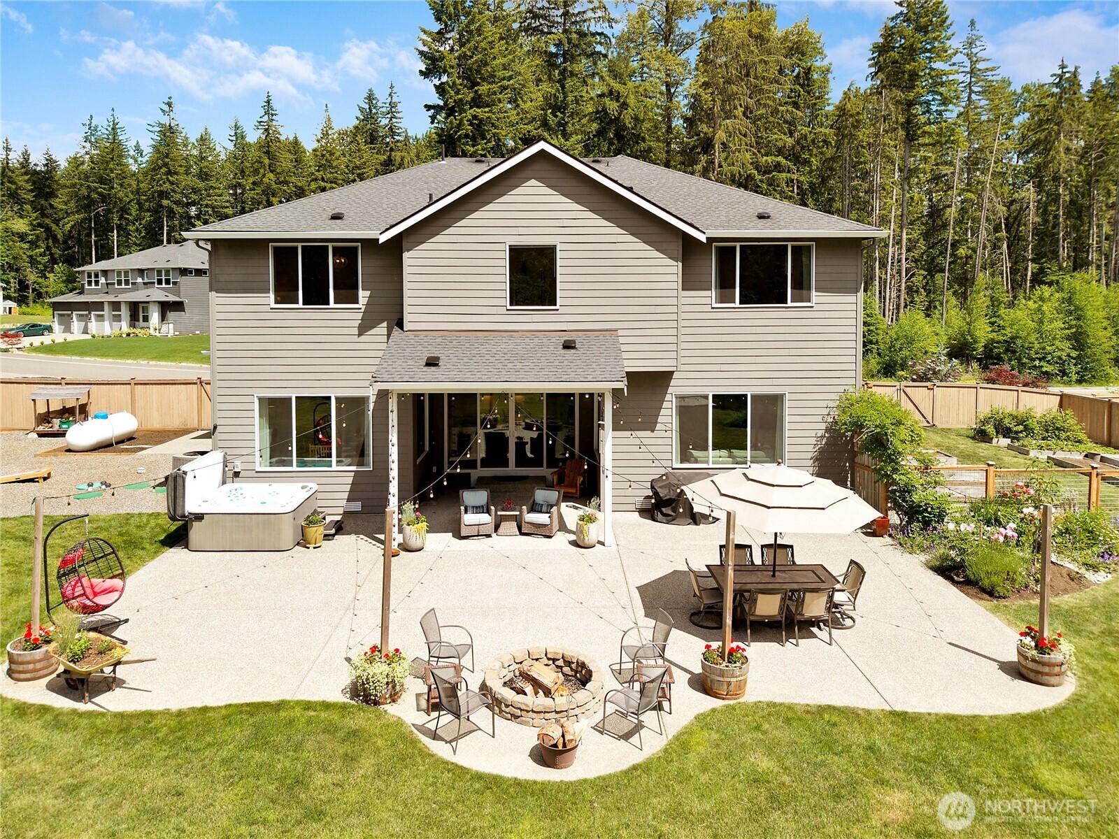 14022 113th Street Property Photo 5