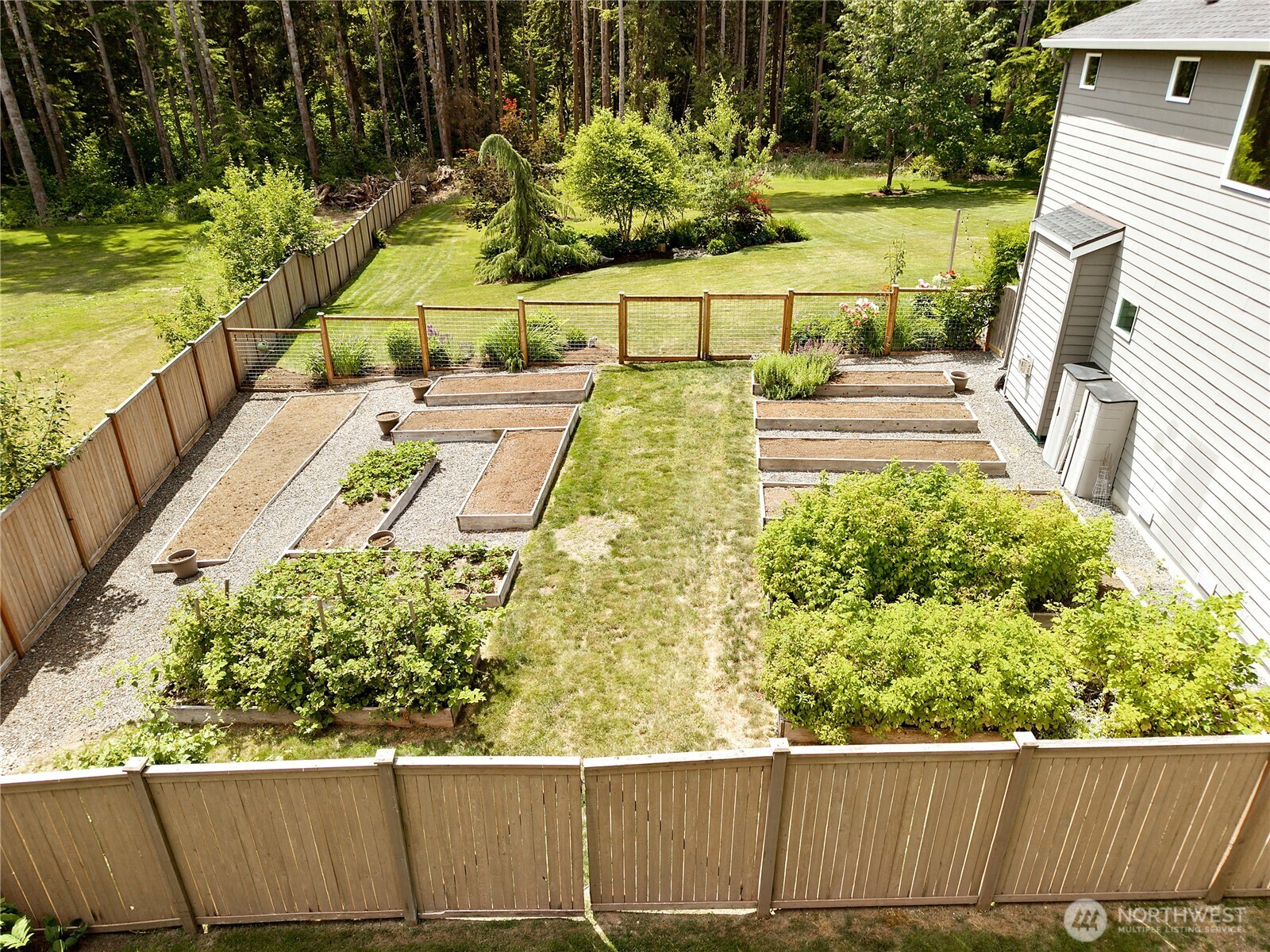 14022 113th Street Property Photo 40