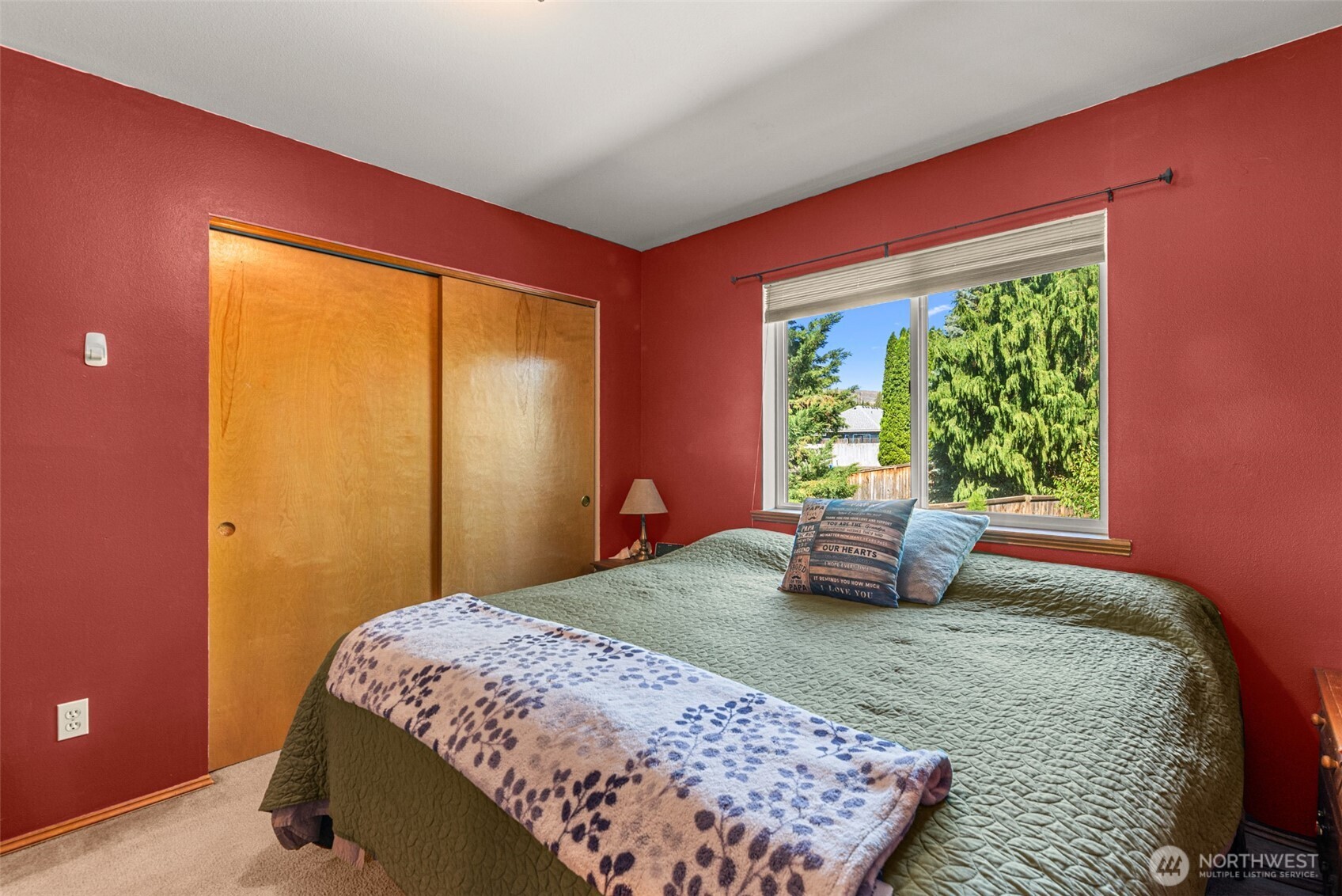 121 Manhattan Square Property Photo 25
