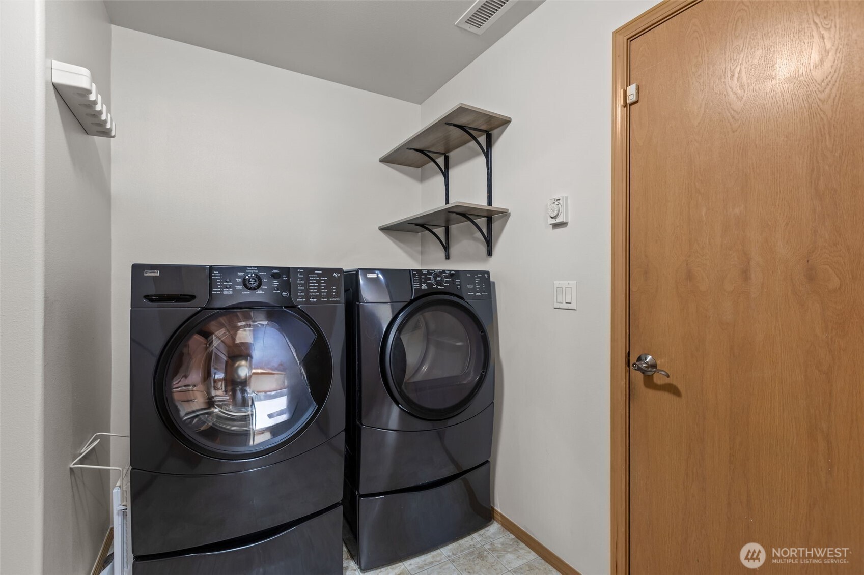 2120 248th Place Property Photo 14