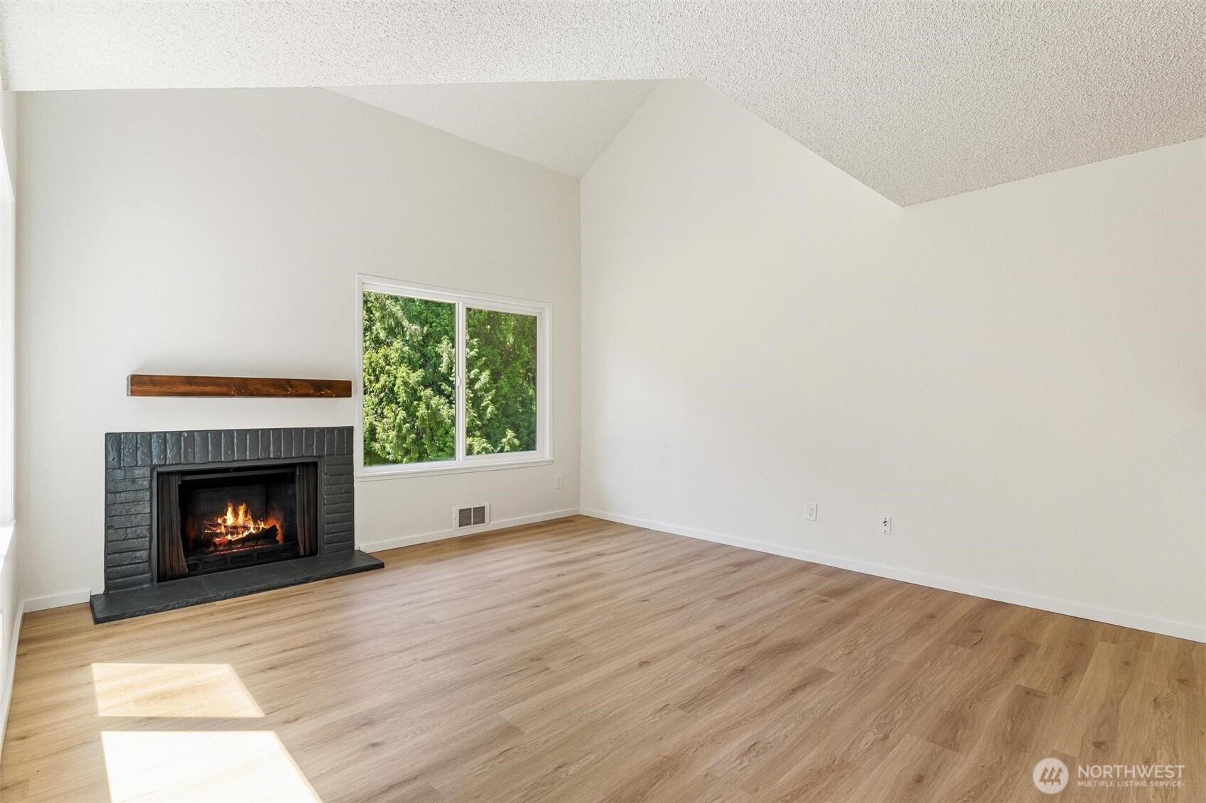 4415 145th Avenue H6 Property Photo 9