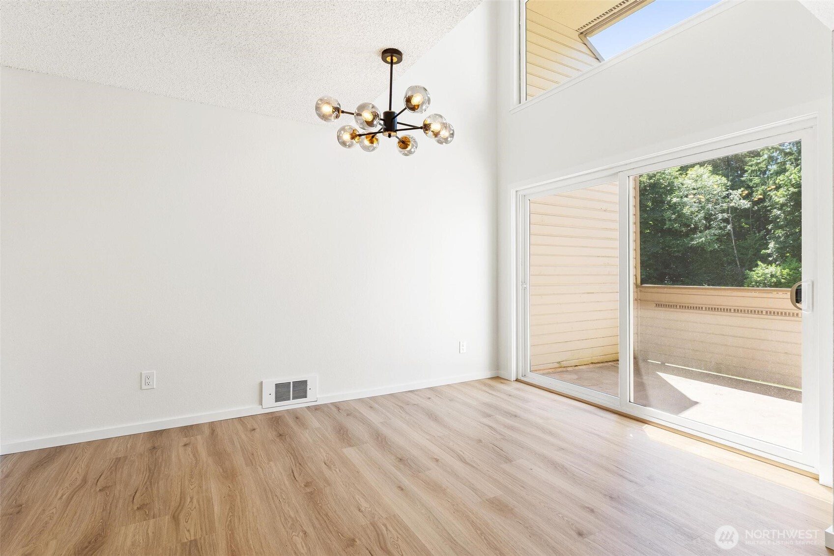 4415 145th Avenue H6 Property Photo 13