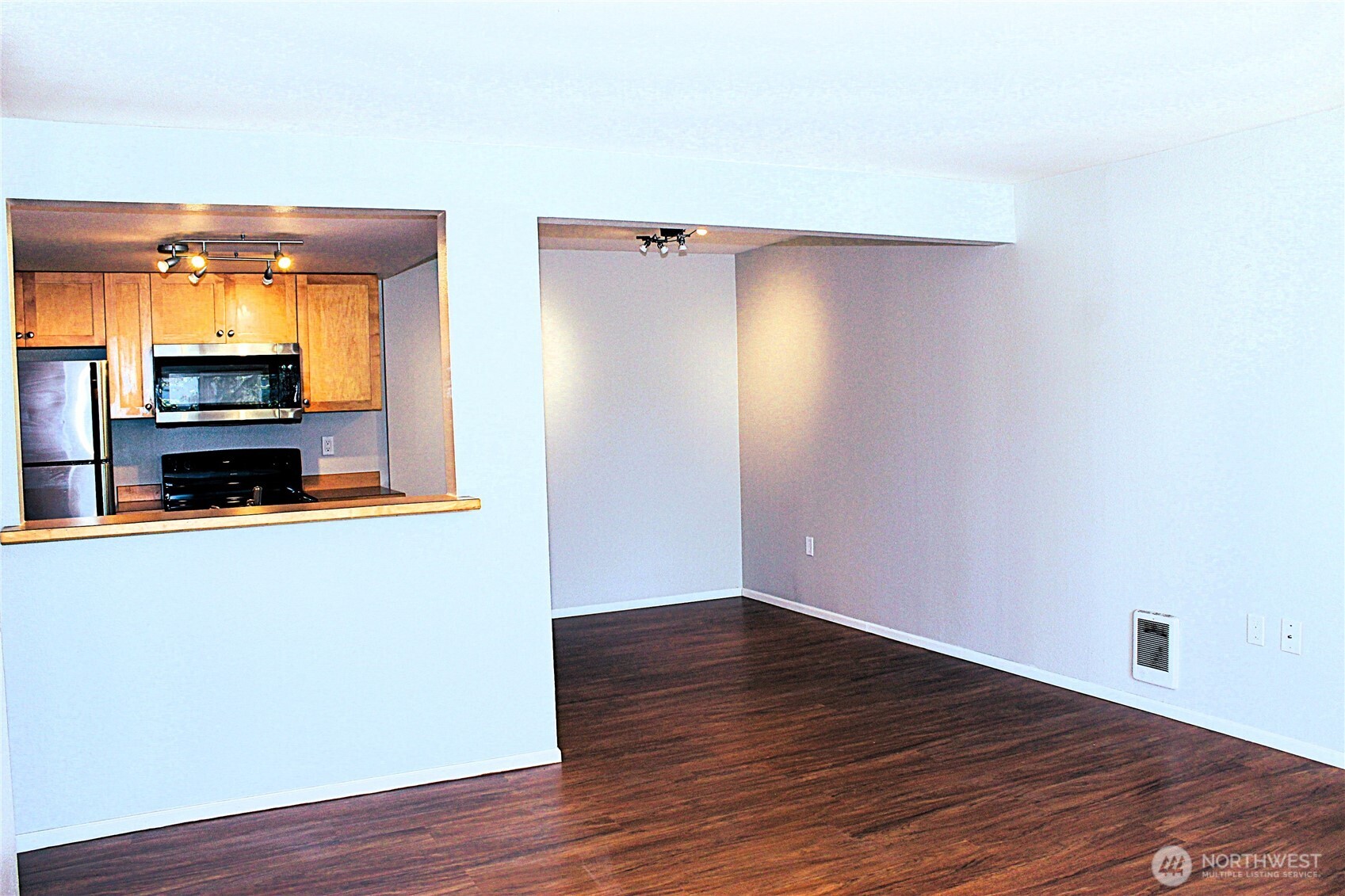 1522 Ne 175th Street 200 Property Photo 5