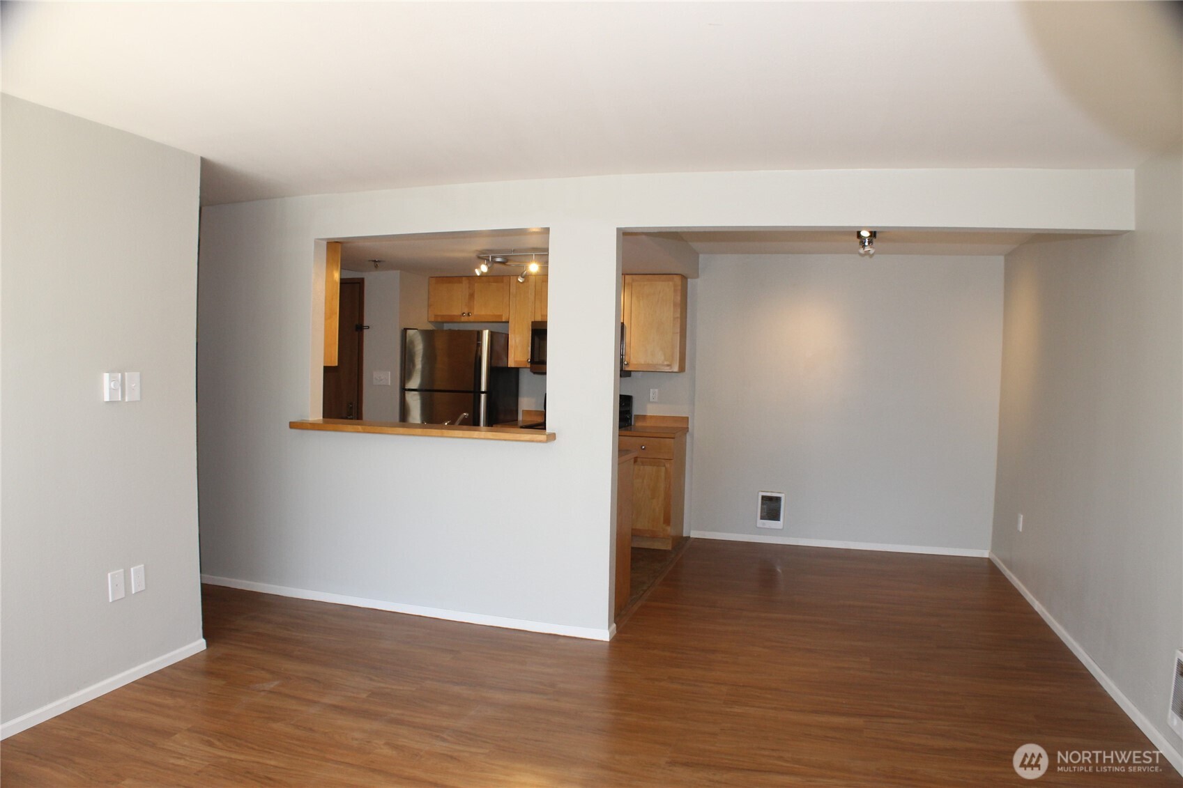 1522 Ne 175th Street 200 Property Photo 6