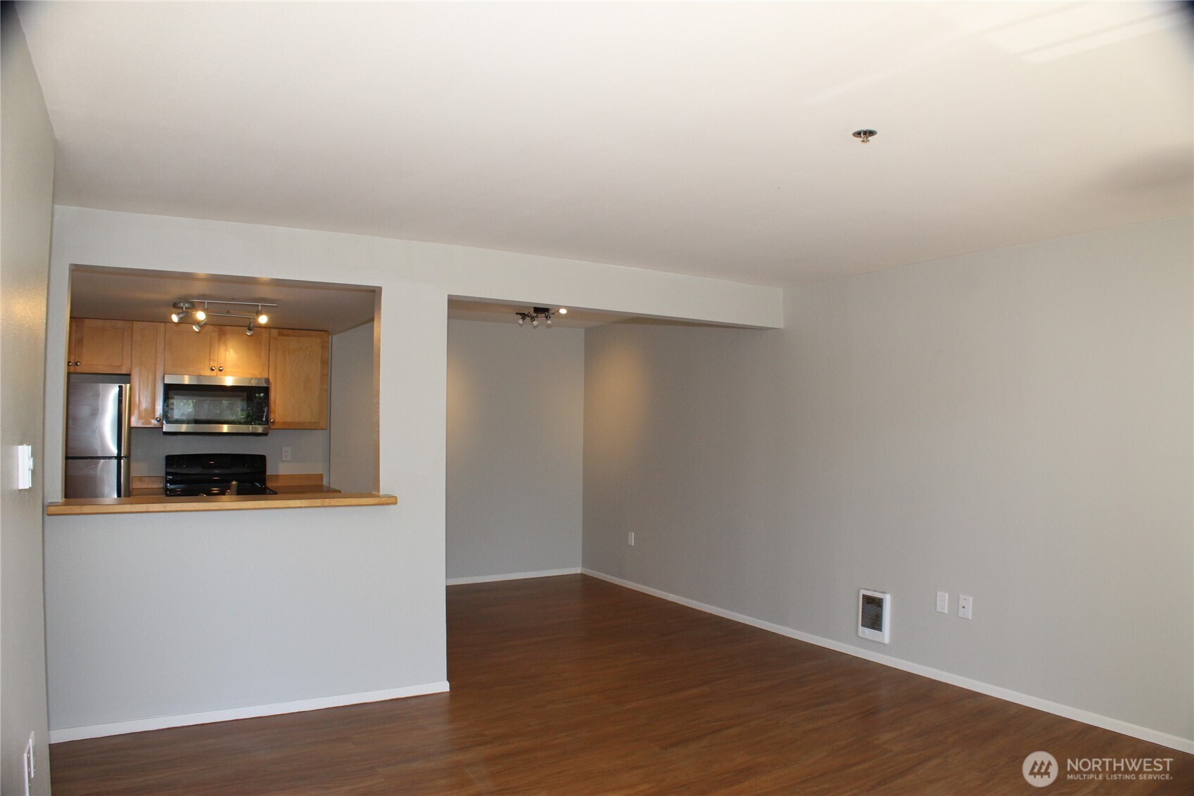 1522 Ne 175th Street 200 Property Photo 9