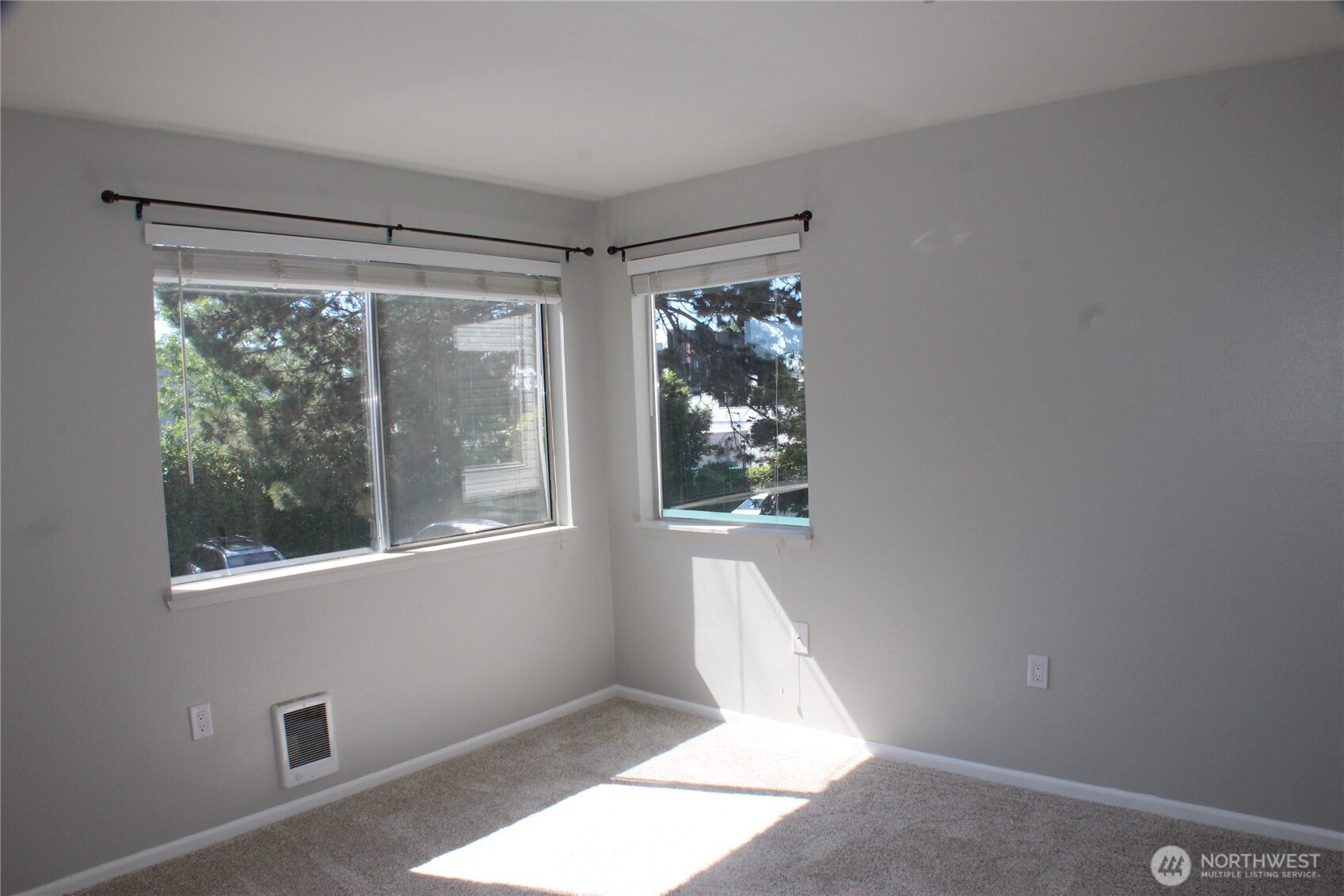 1522 Ne 175th Street 200 Property Photo 15
