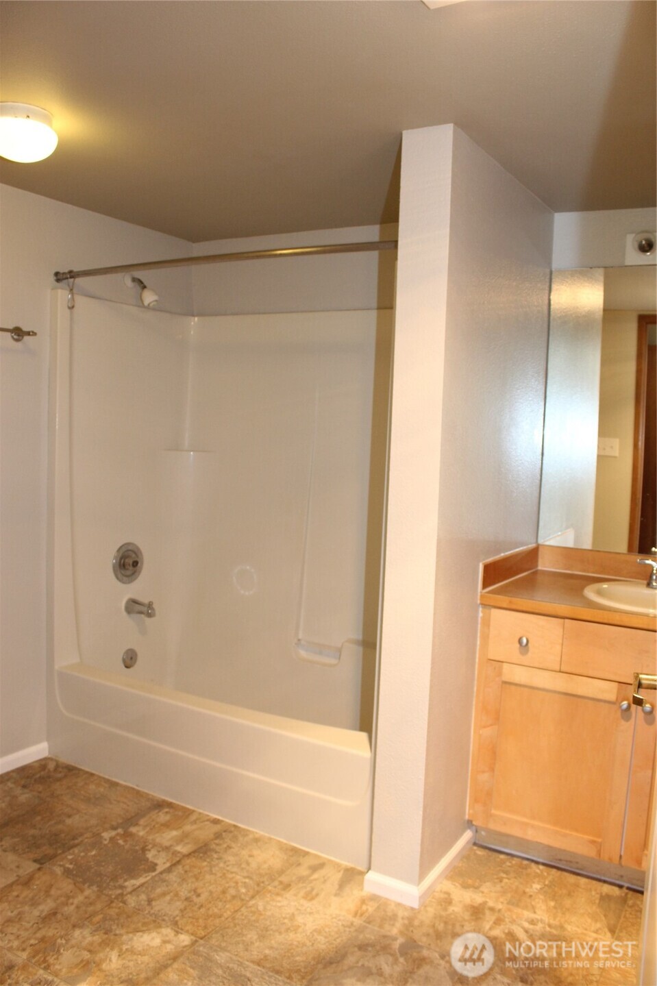 1522 Ne 175th Street 200 Property Photo 17