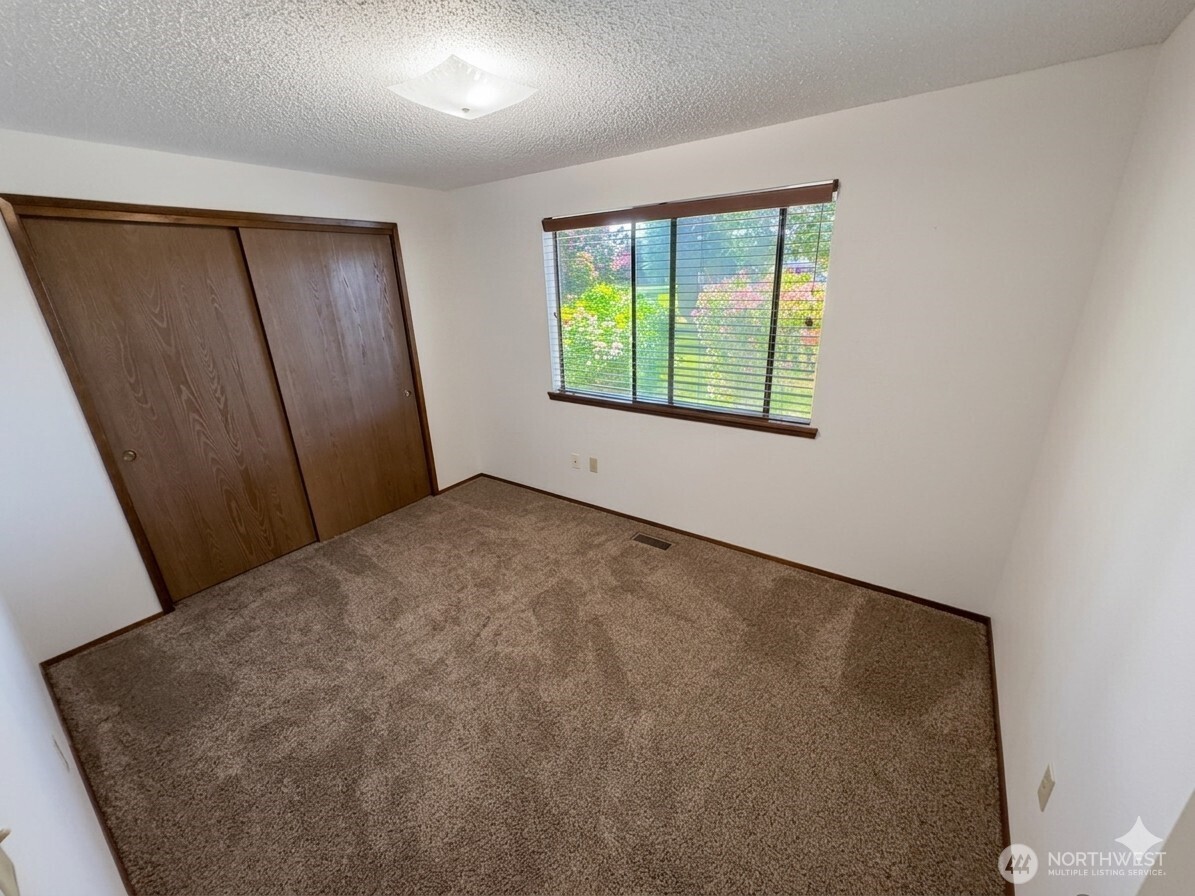 5203 65th Avenue Property Photo 26