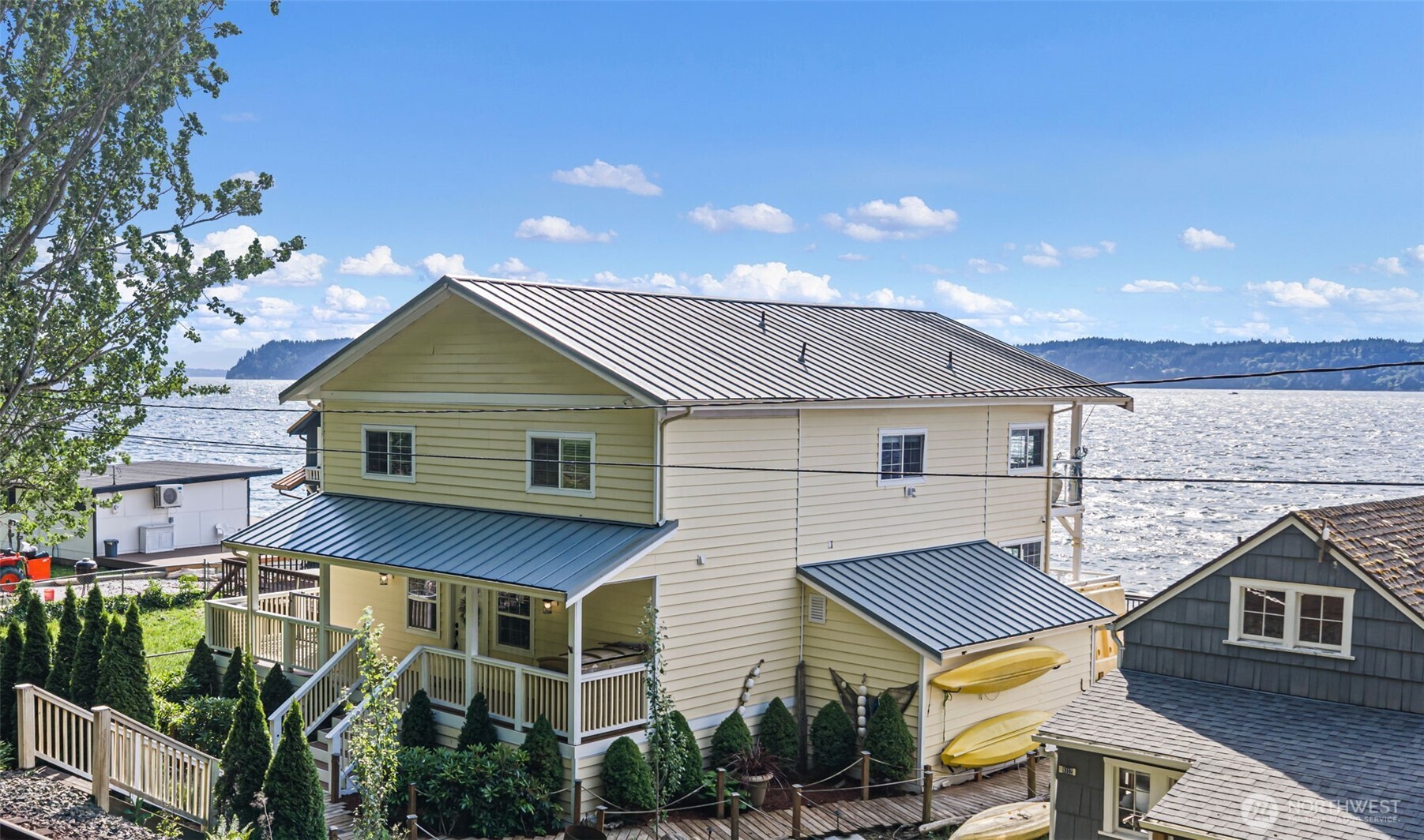 8116 Naketa Beach Walk Property Photo 2