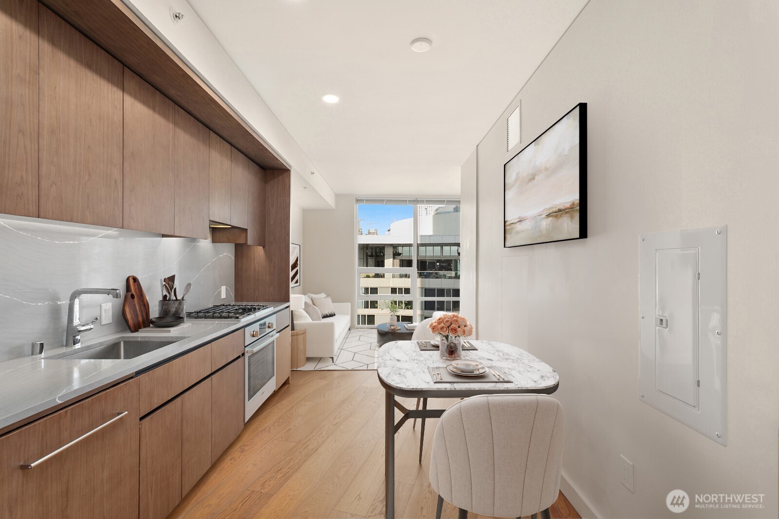 121 Stewart Street 1502 Property Photo 8