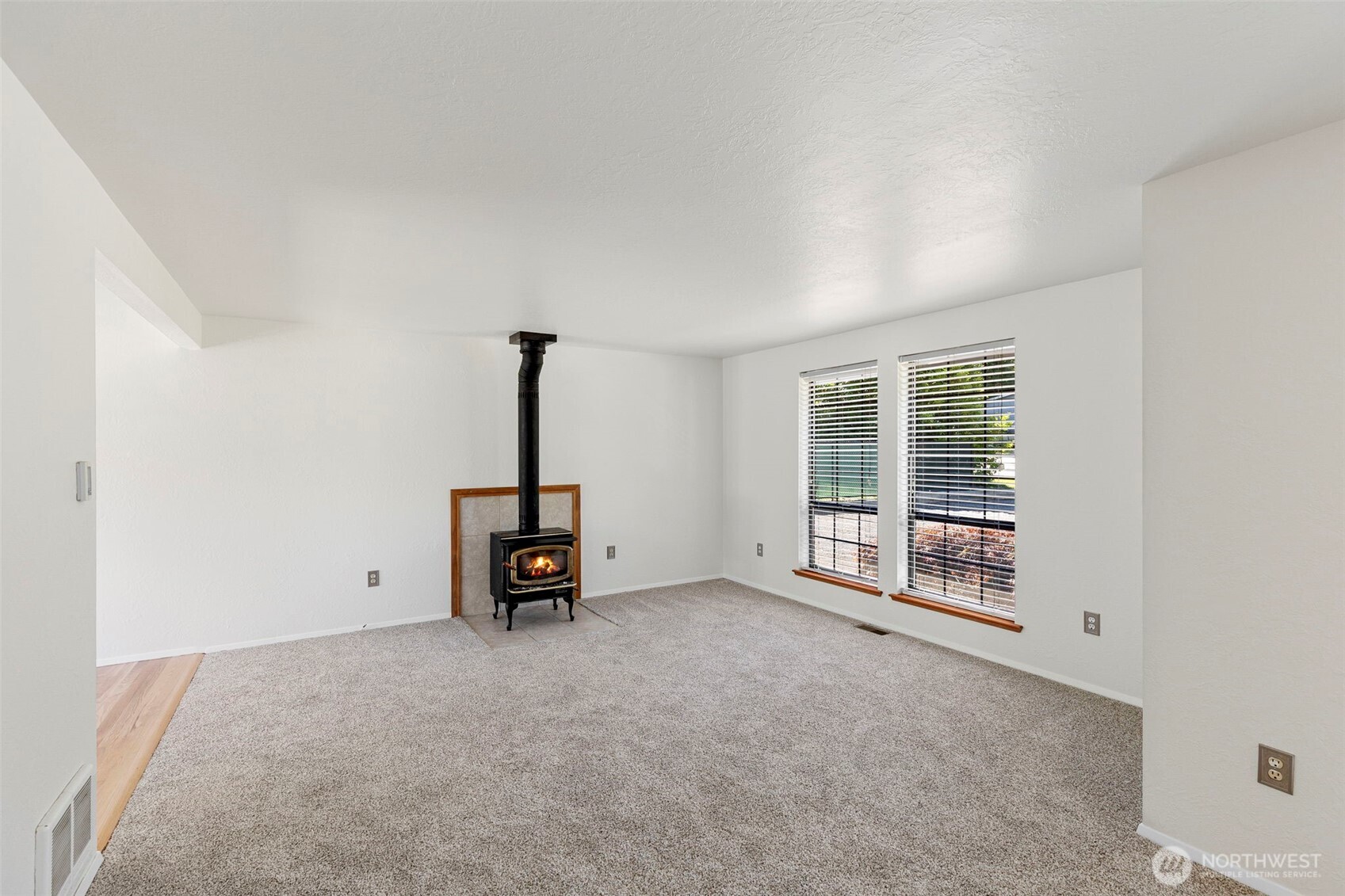 12506 Ne Virginia Court Property Photo 8