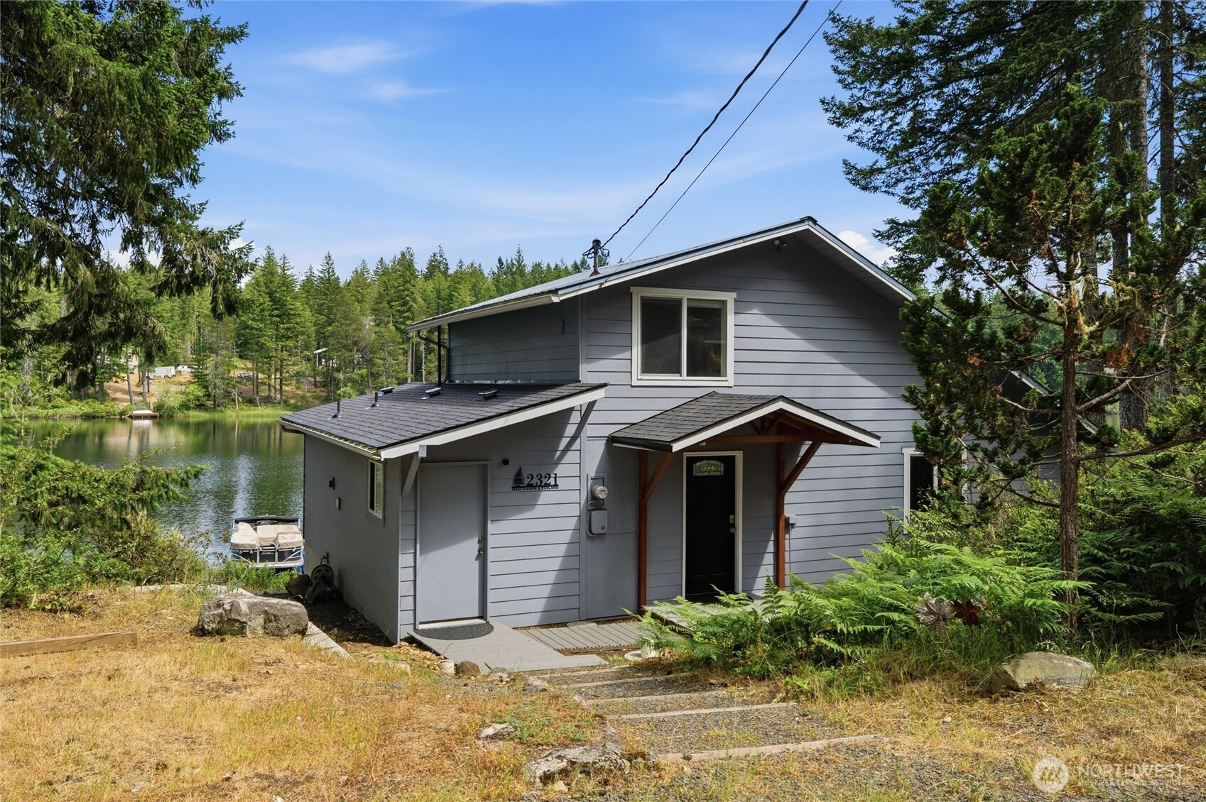 2321 Ne Tee Lake Road Property Photo 5