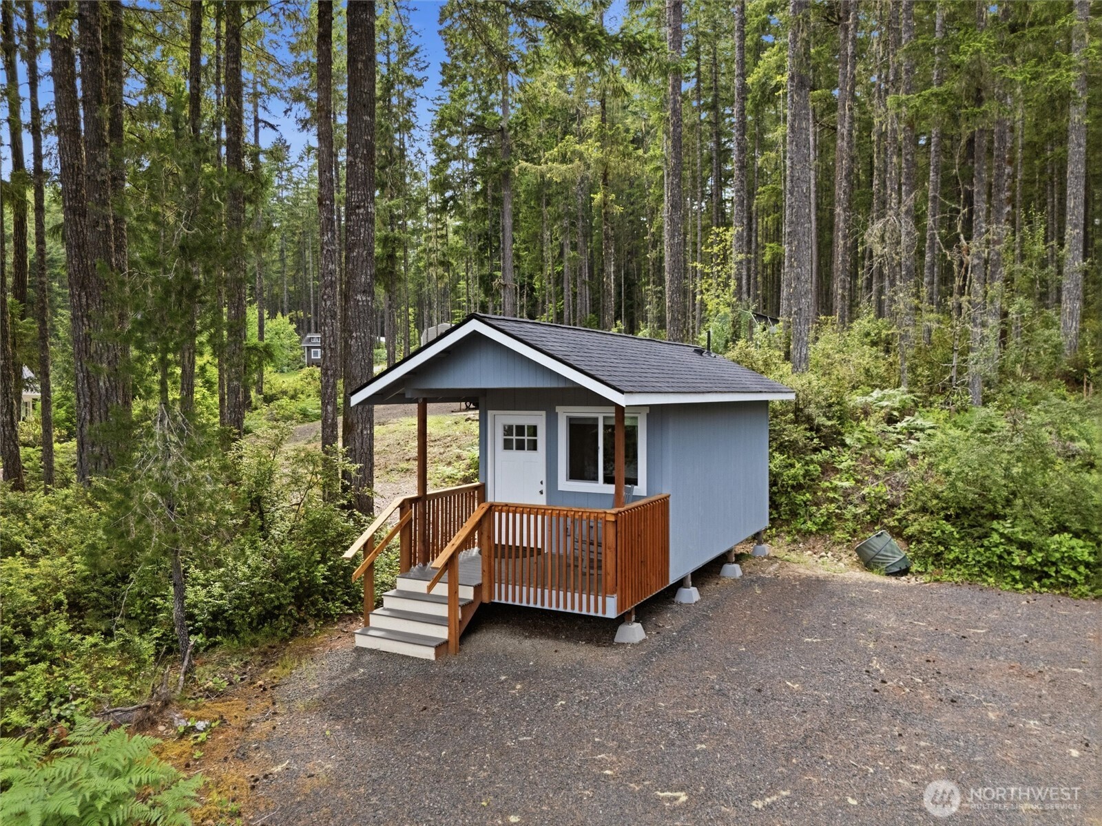 2321 Ne Tee Lake Road Property Photo 27