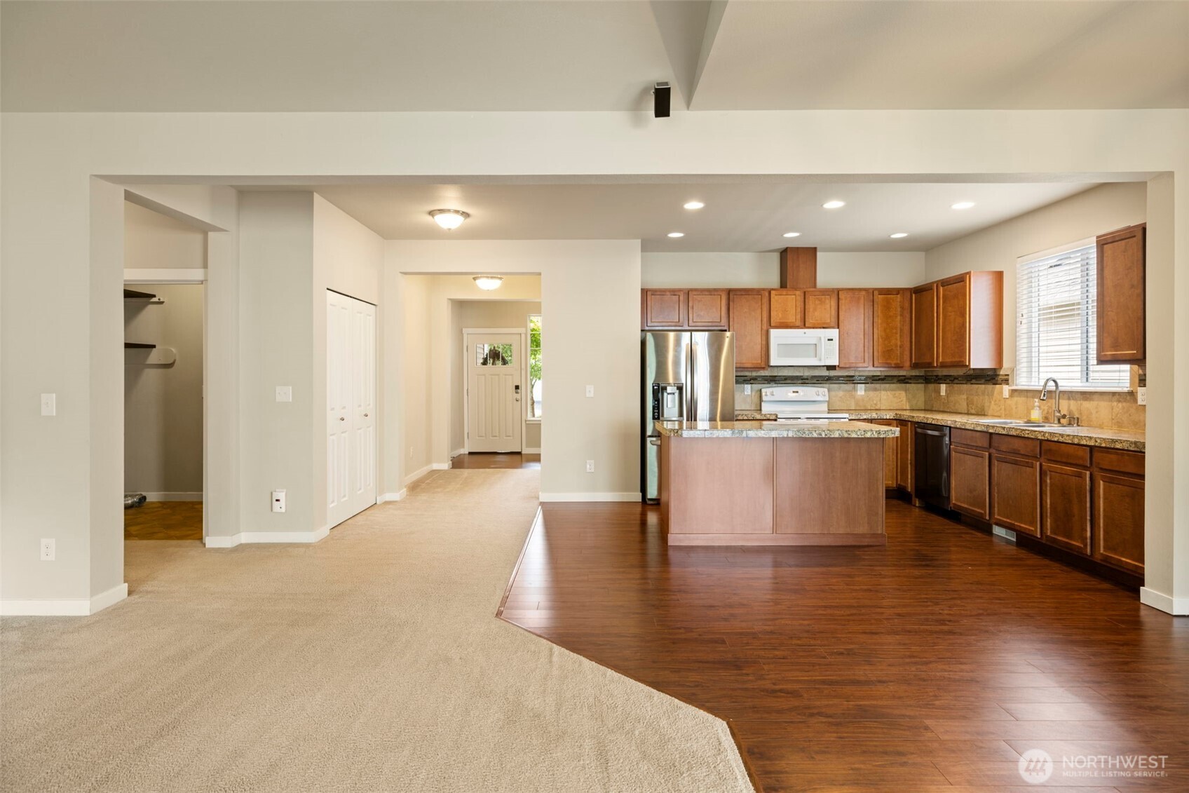 518 Grass Lake Street Ct Property Photo 4