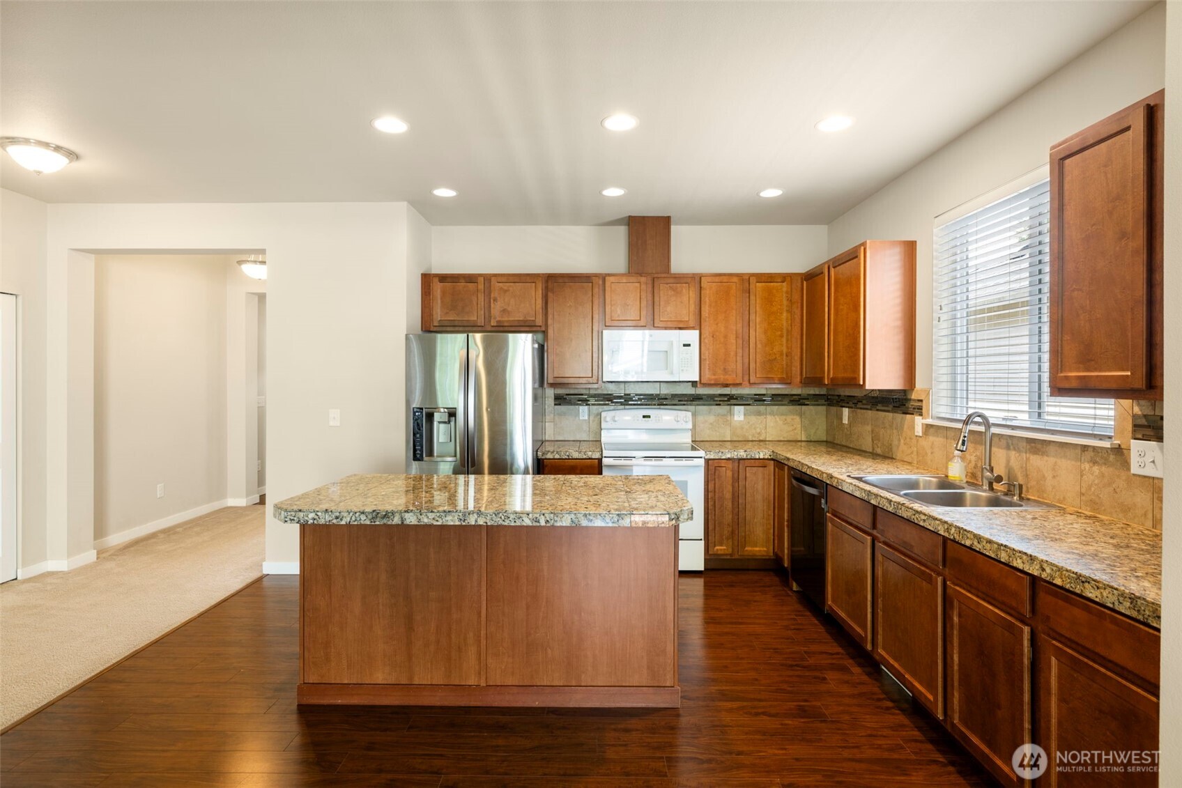 518 Grass Lake Street Ct Property Photo 13
