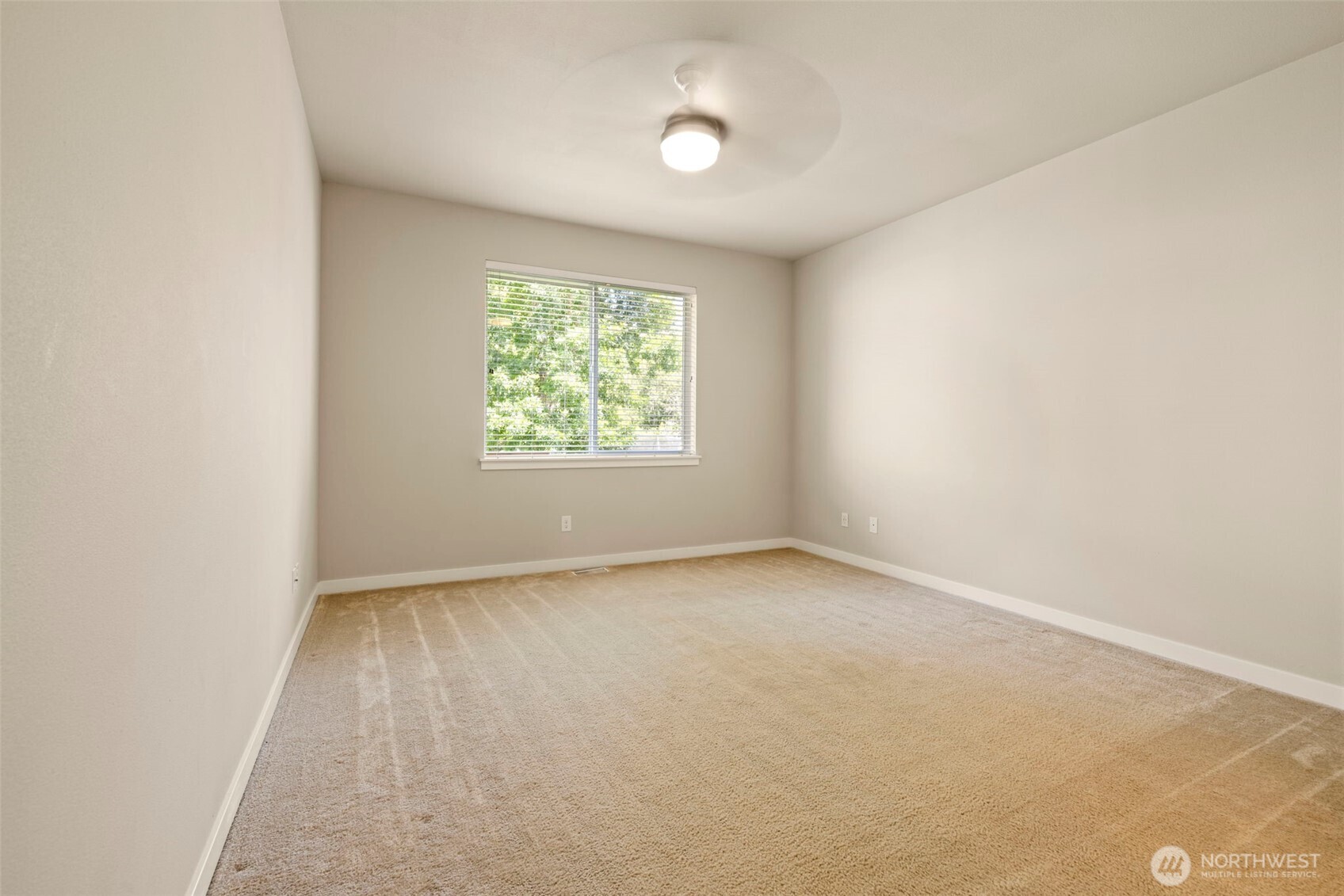 518 Grass Lake Street Ct Property Photo 22