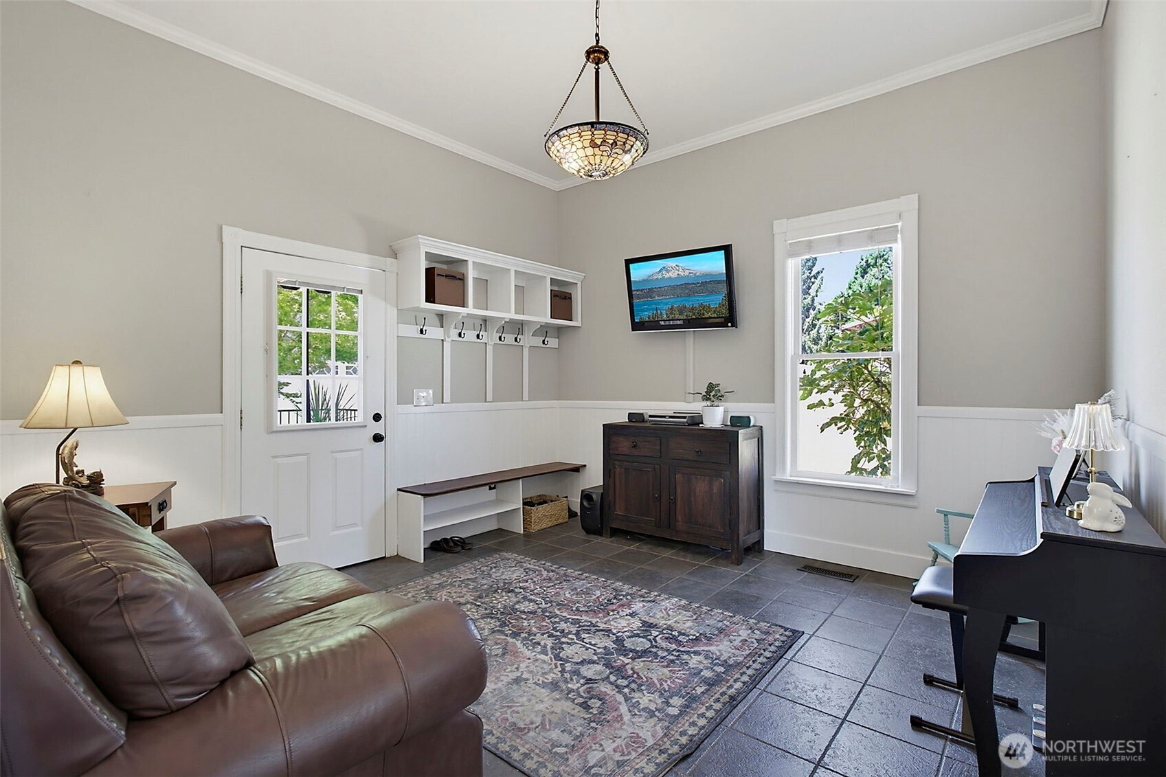 1303 W Main Property Photo 8