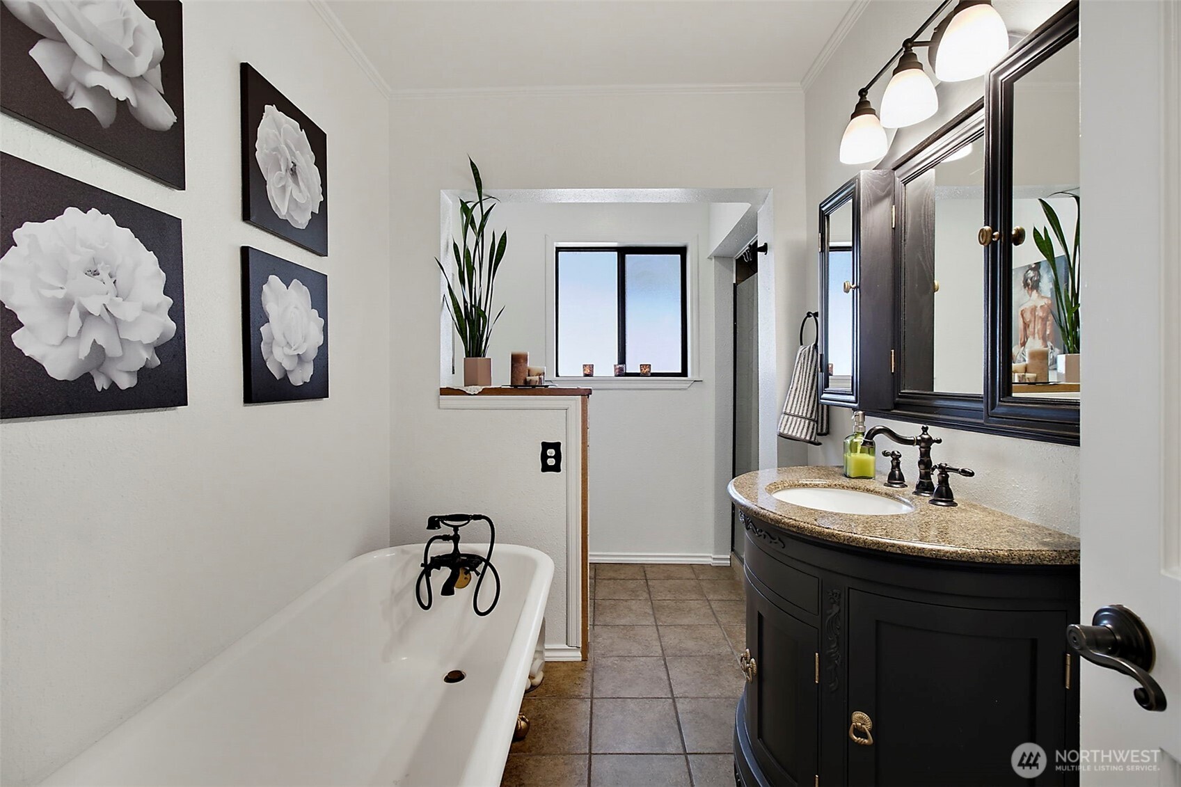 1303 W Main Property Photo 9