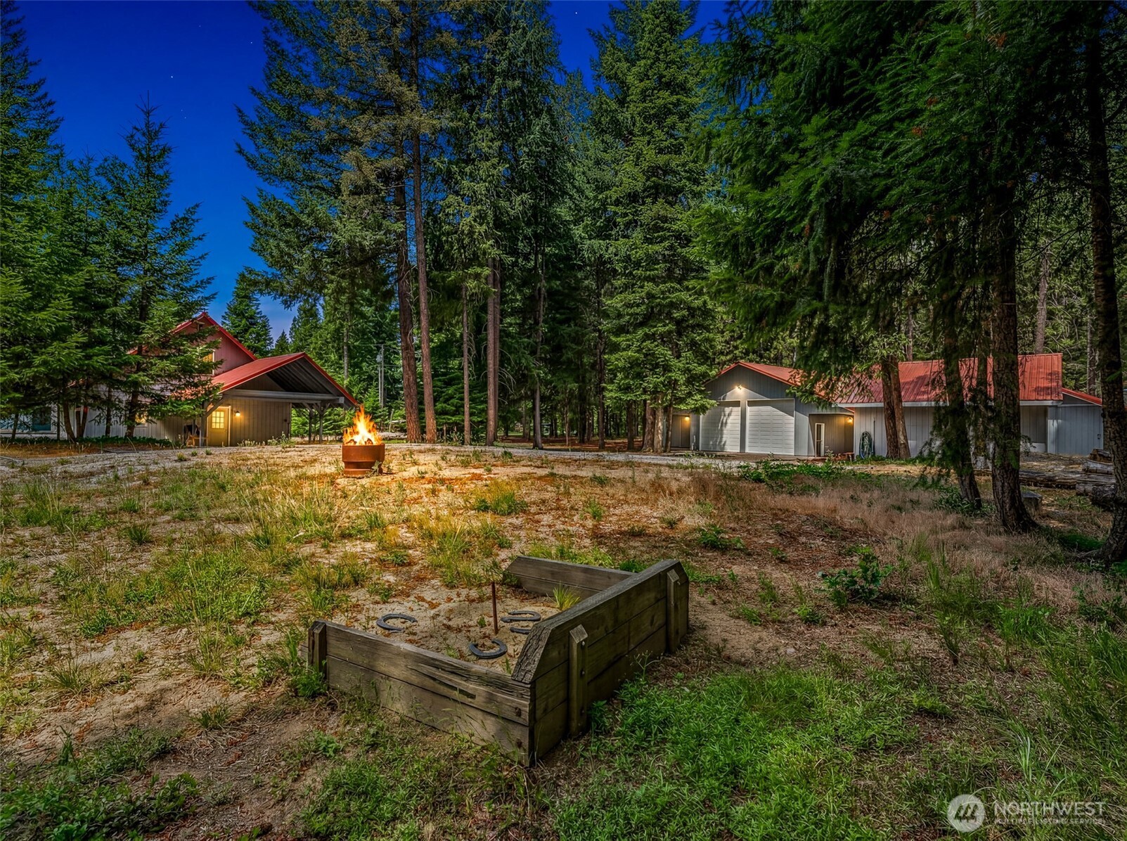 2605 Larch Drive Property Photo 11