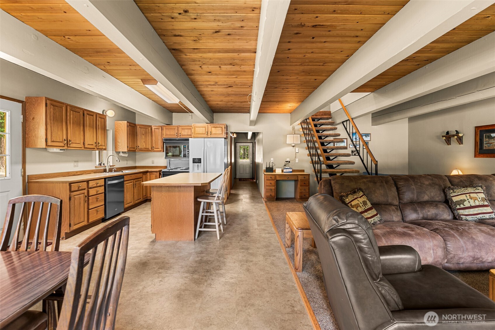 2605 Larch Drive Property Photo 18
