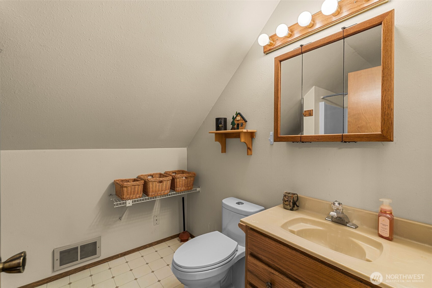 2605 Larch Drive Property Photo 32