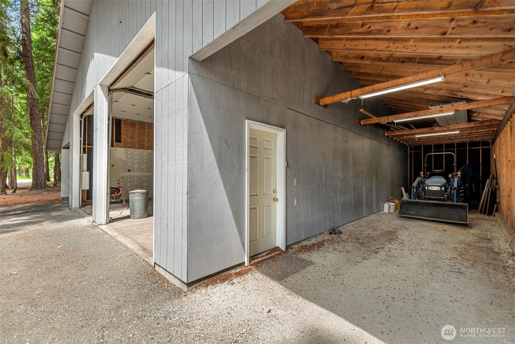 2605 Larch Drive Property Photo 33