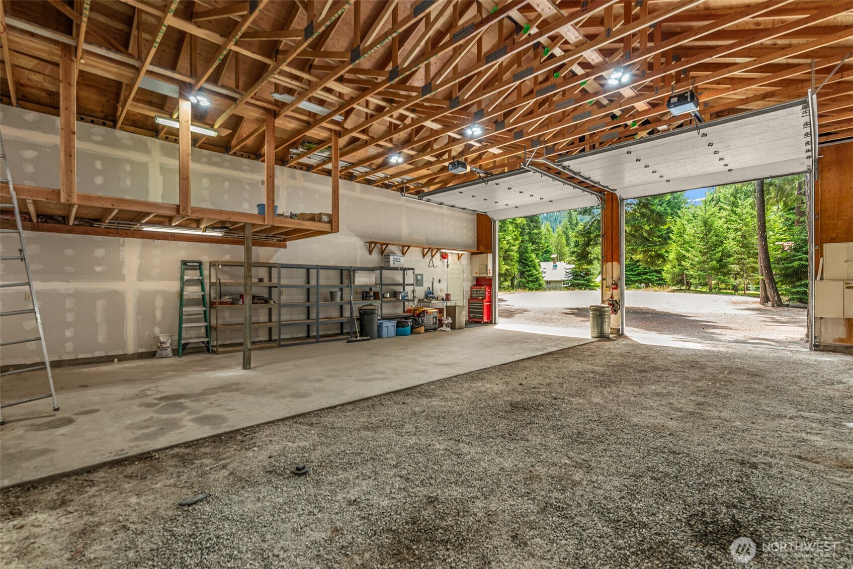 2605 Larch Drive Property Photo 34