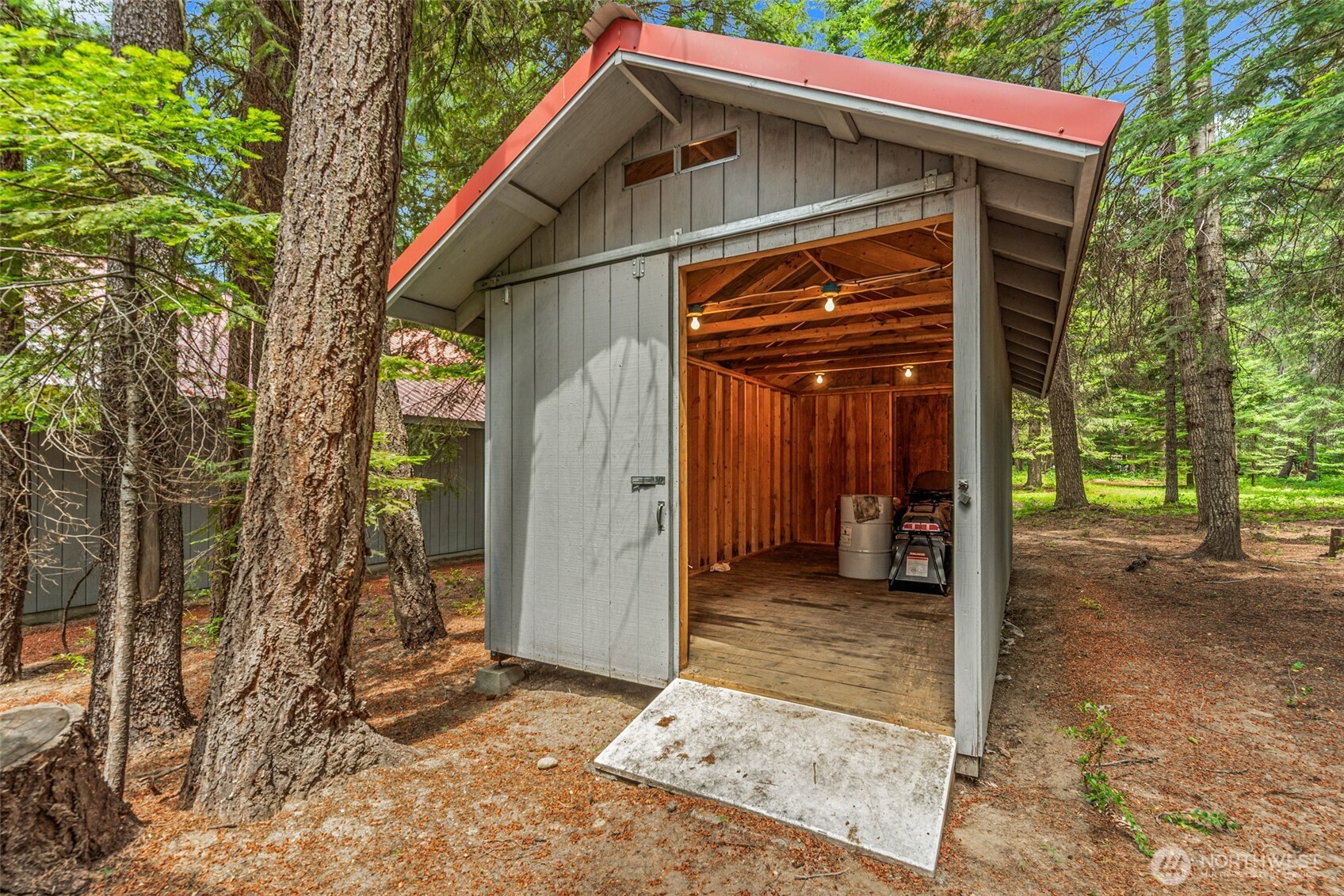 2605 Larch Drive Property Photo 37
