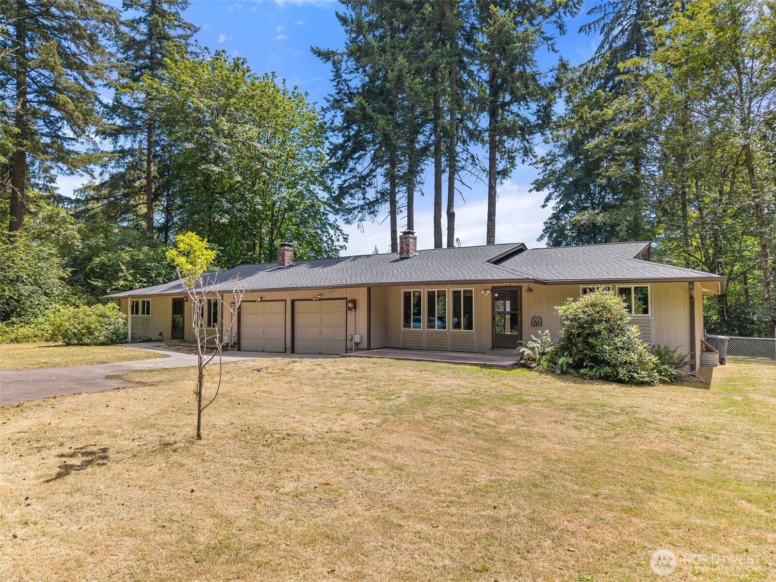 13019 13021 94th Avenue Property Photo 2