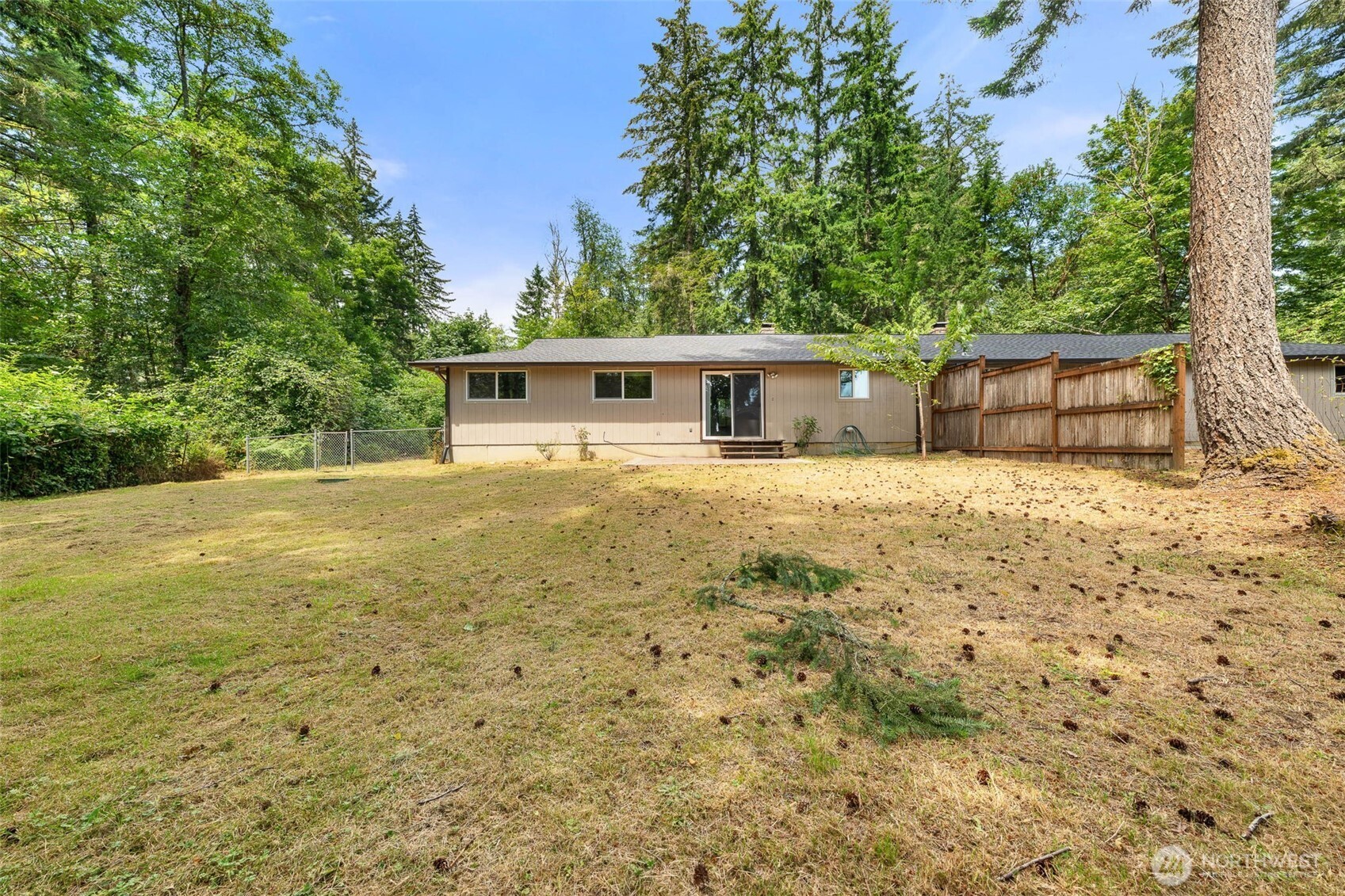 13019 13021 94th Avenue Property Photo 6