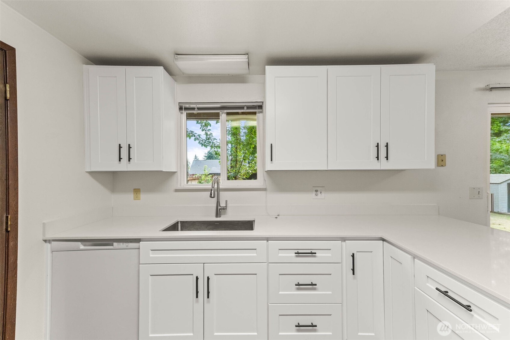 13019 13021 94th Avenue Property Photo 7