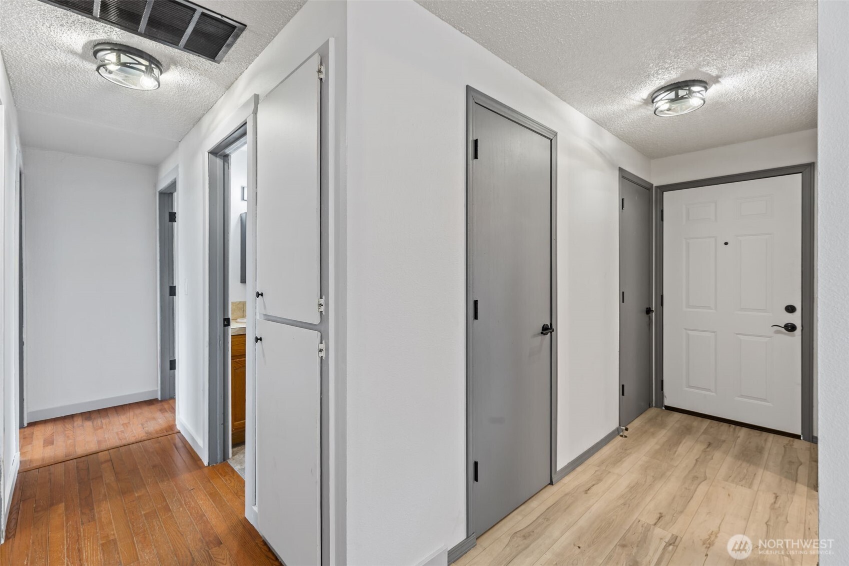 17010 16th Avenue Property Photo 6