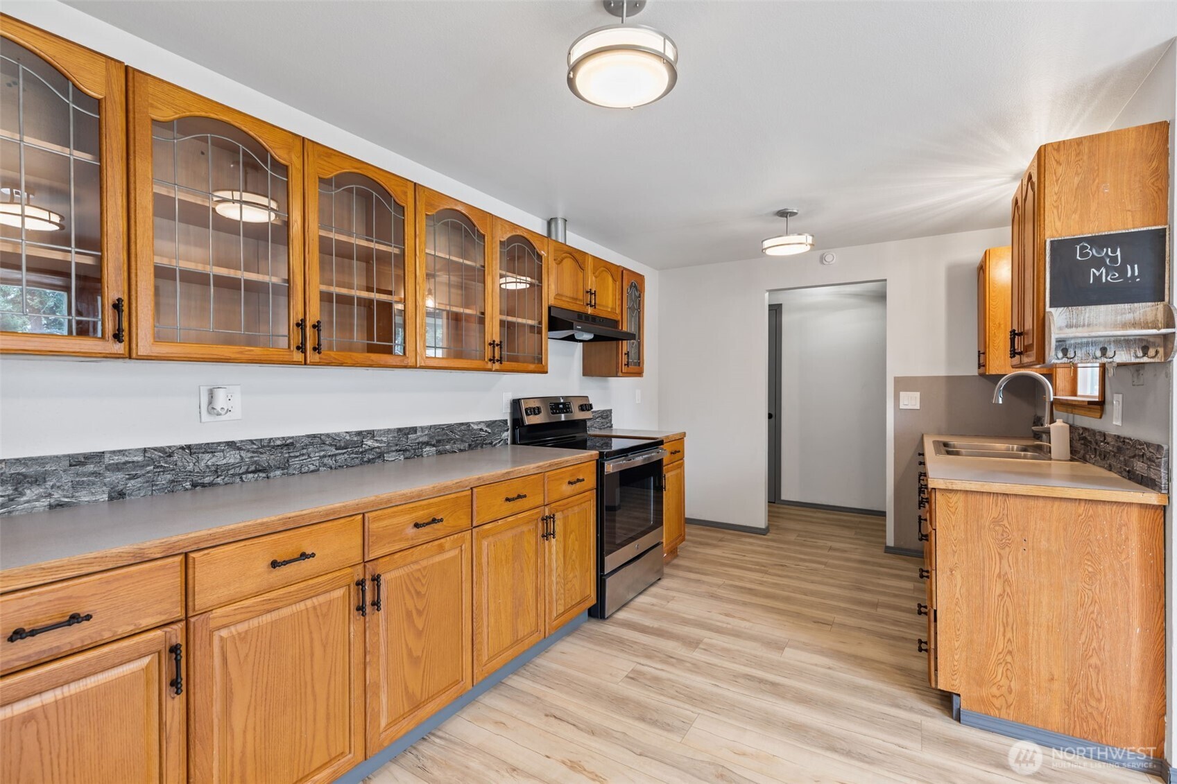 17010 16th Avenue Property Photo 8