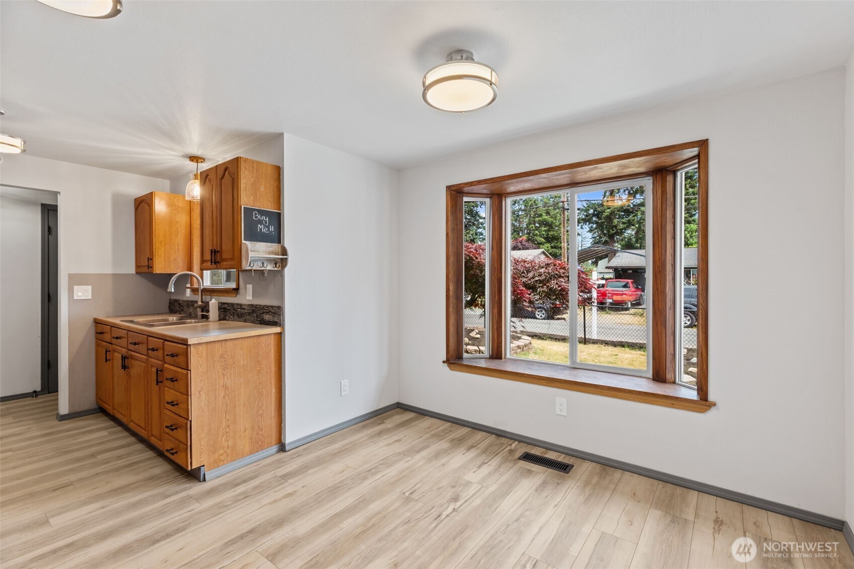 17010 16th Avenue Property Photo 11