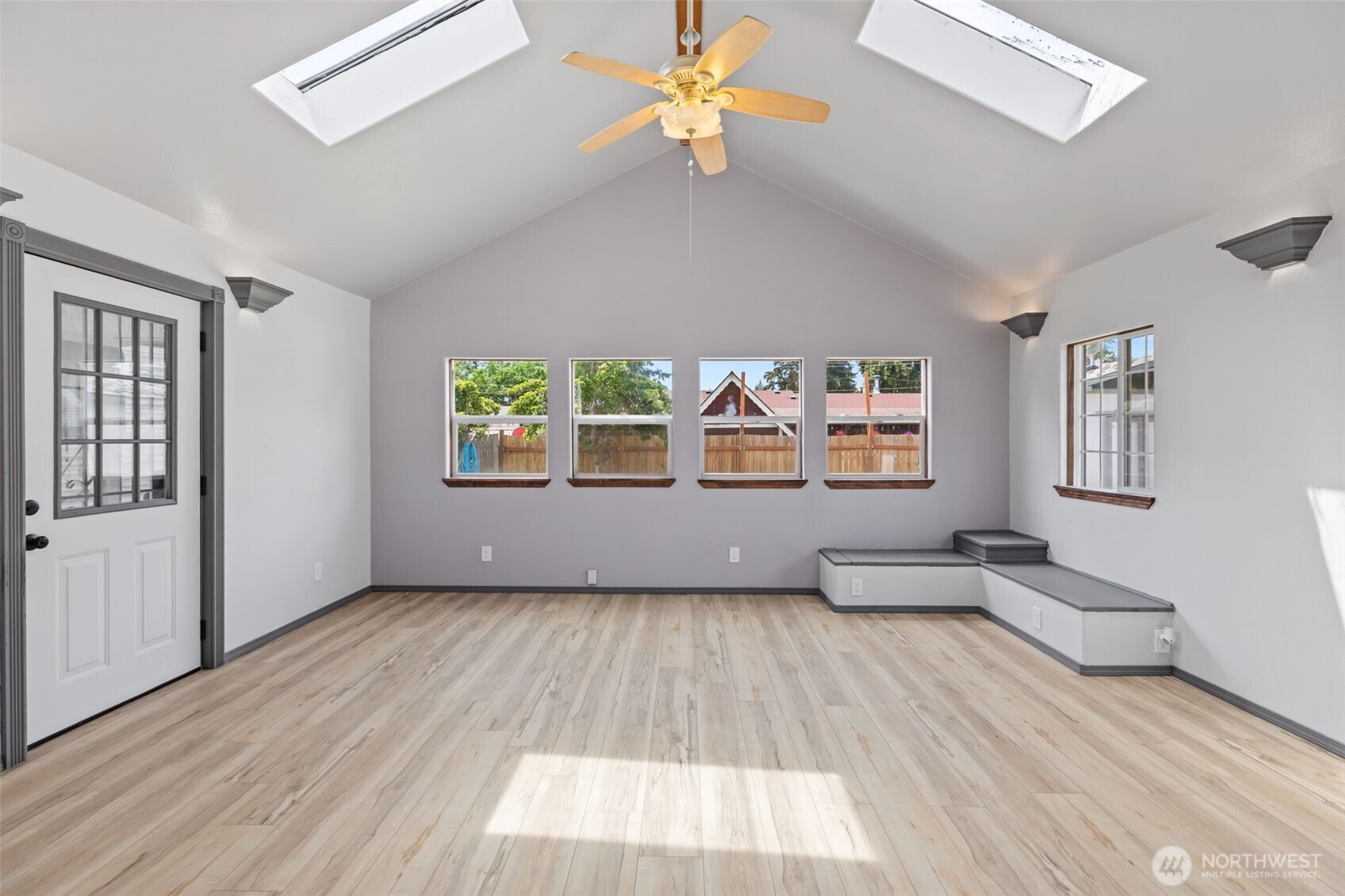 17010 16th Avenue Property Photo 17