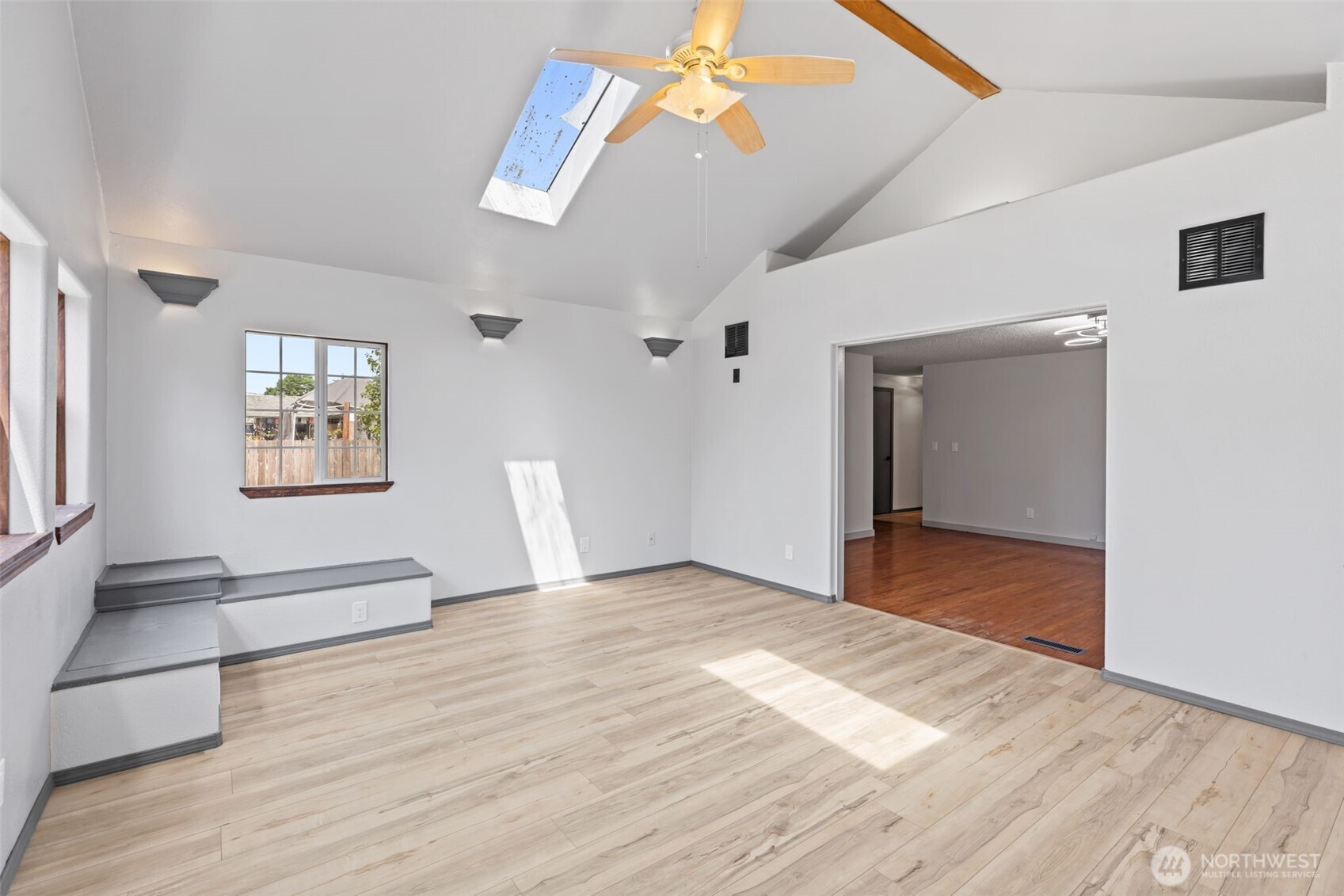 17010 16th Avenue Property Photo 18