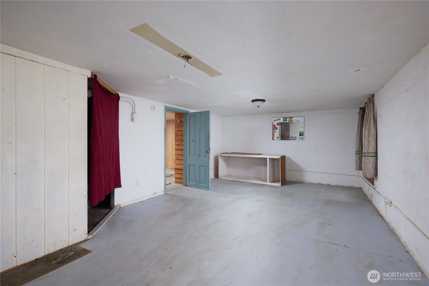 303 E Oak Street Property Photo 20