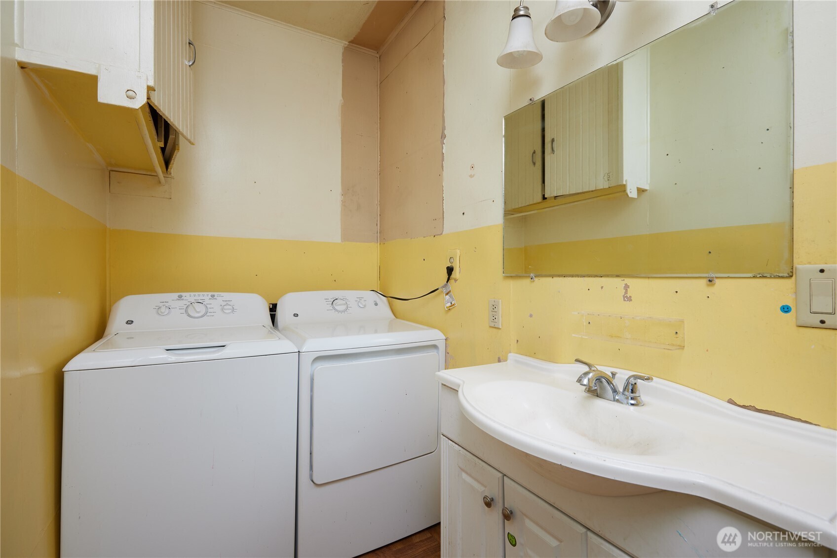 303 E Oak Street Property Photo 23