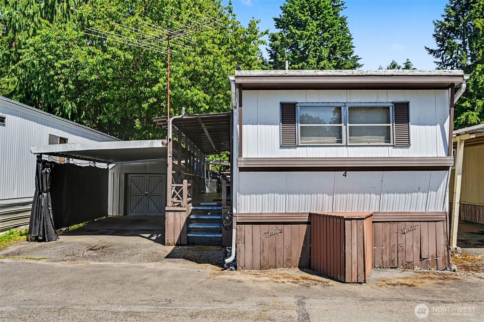 10515 Woodinville Drive 4 Property Photo 1